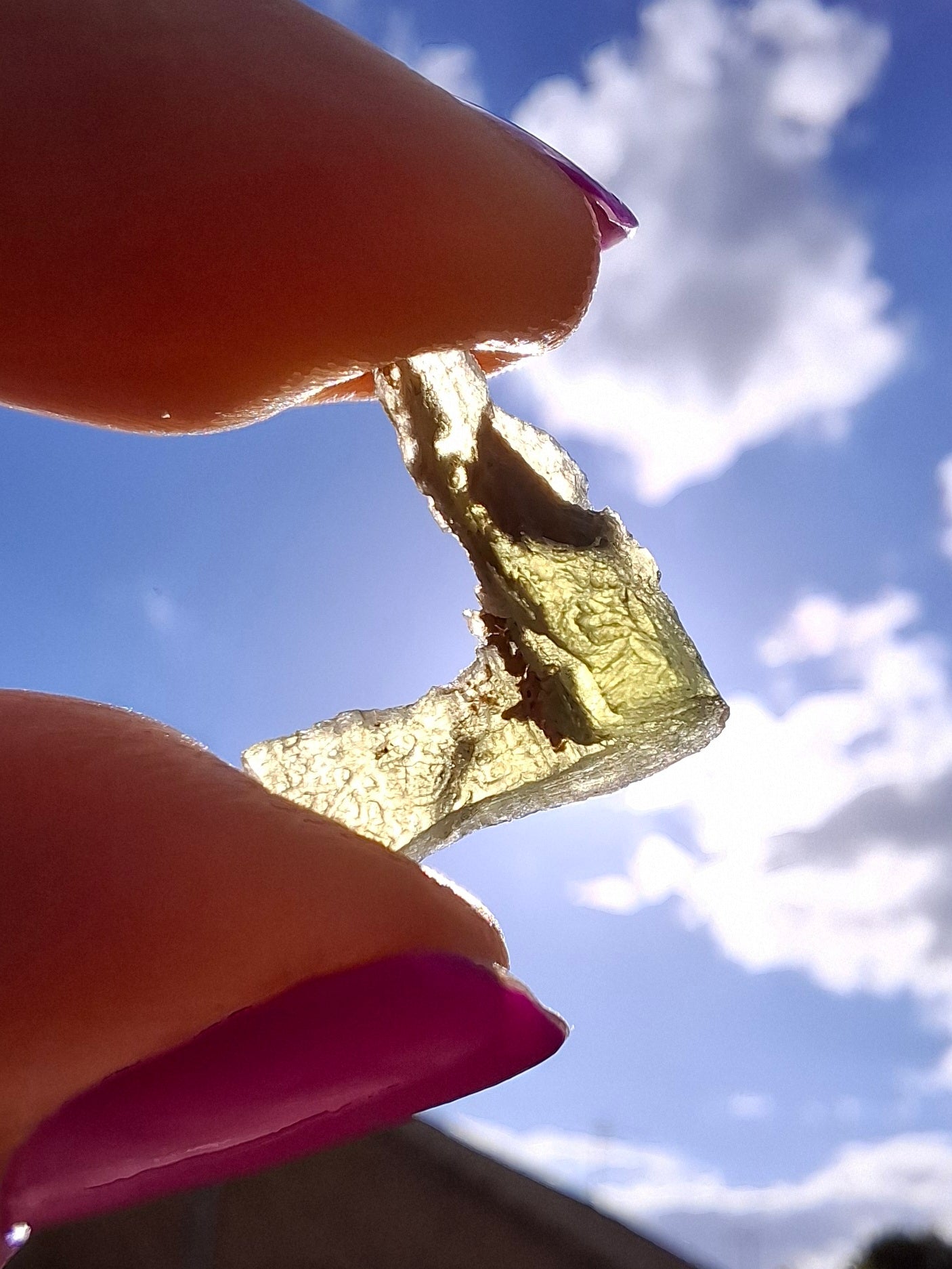 Moldavite Piece, 0.66g, Tektite (Ref: 1436)