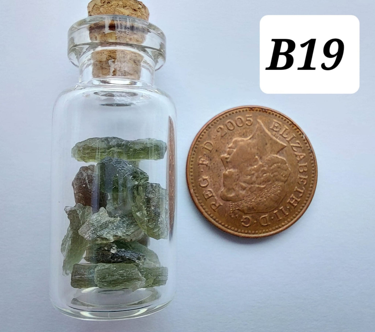 Moldavite chips (2.50g) in 3ml glass Bottle, Tektite (Ref: B19)