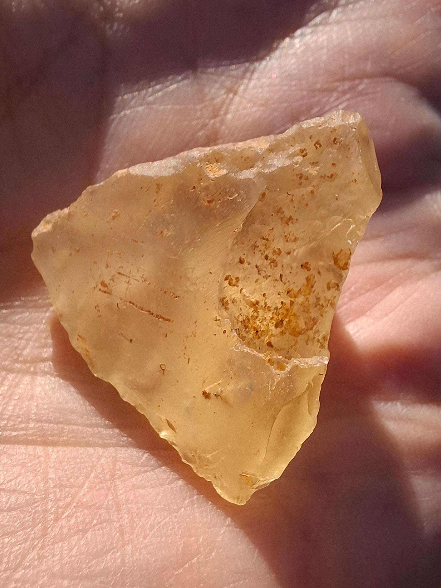 Libyan Desert Glass Piece, 7.91g, Tektite (Ref: LE8)