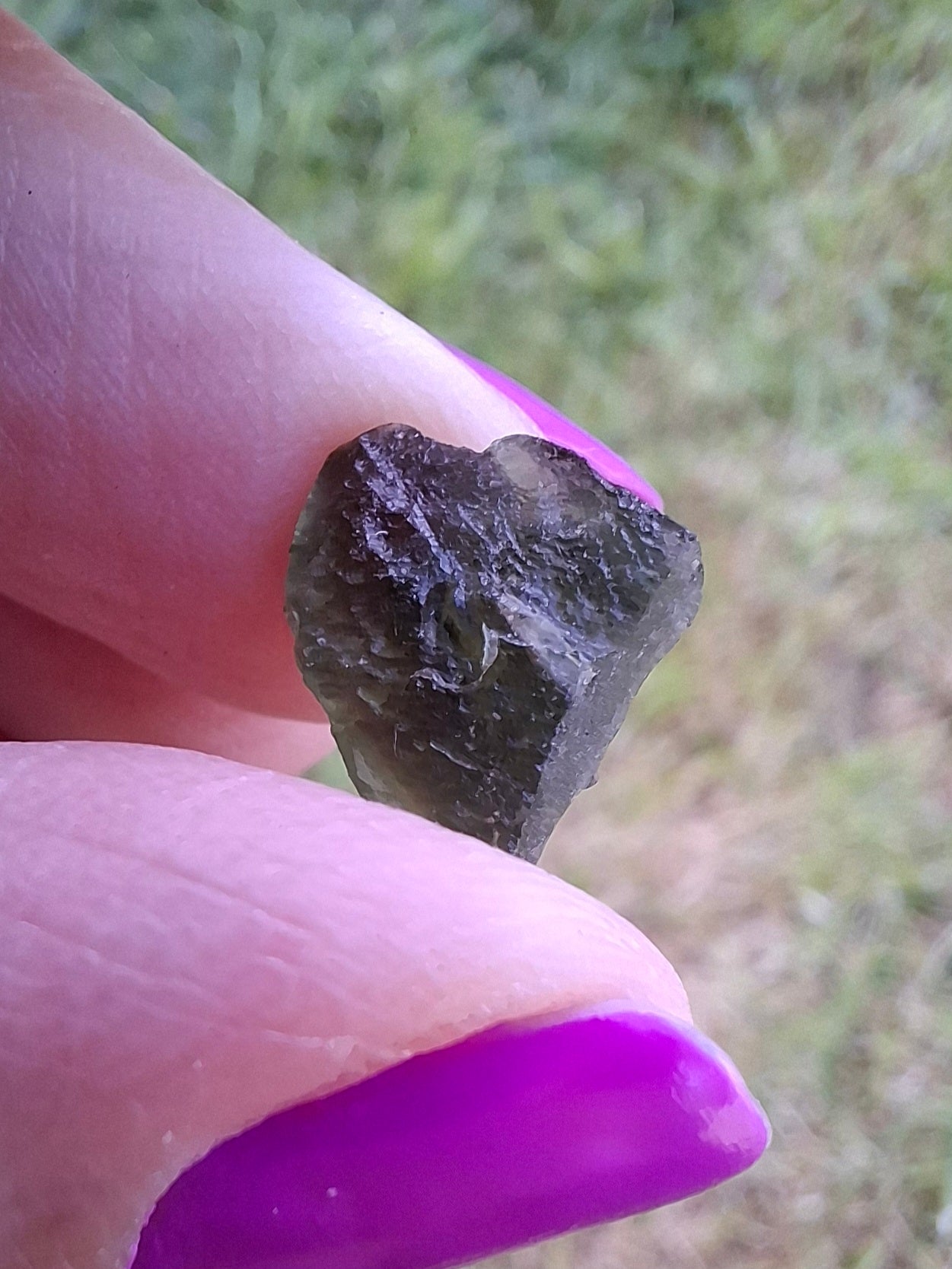 Moldavite Piece, 0.81g, Tektite (Ref: 1449)