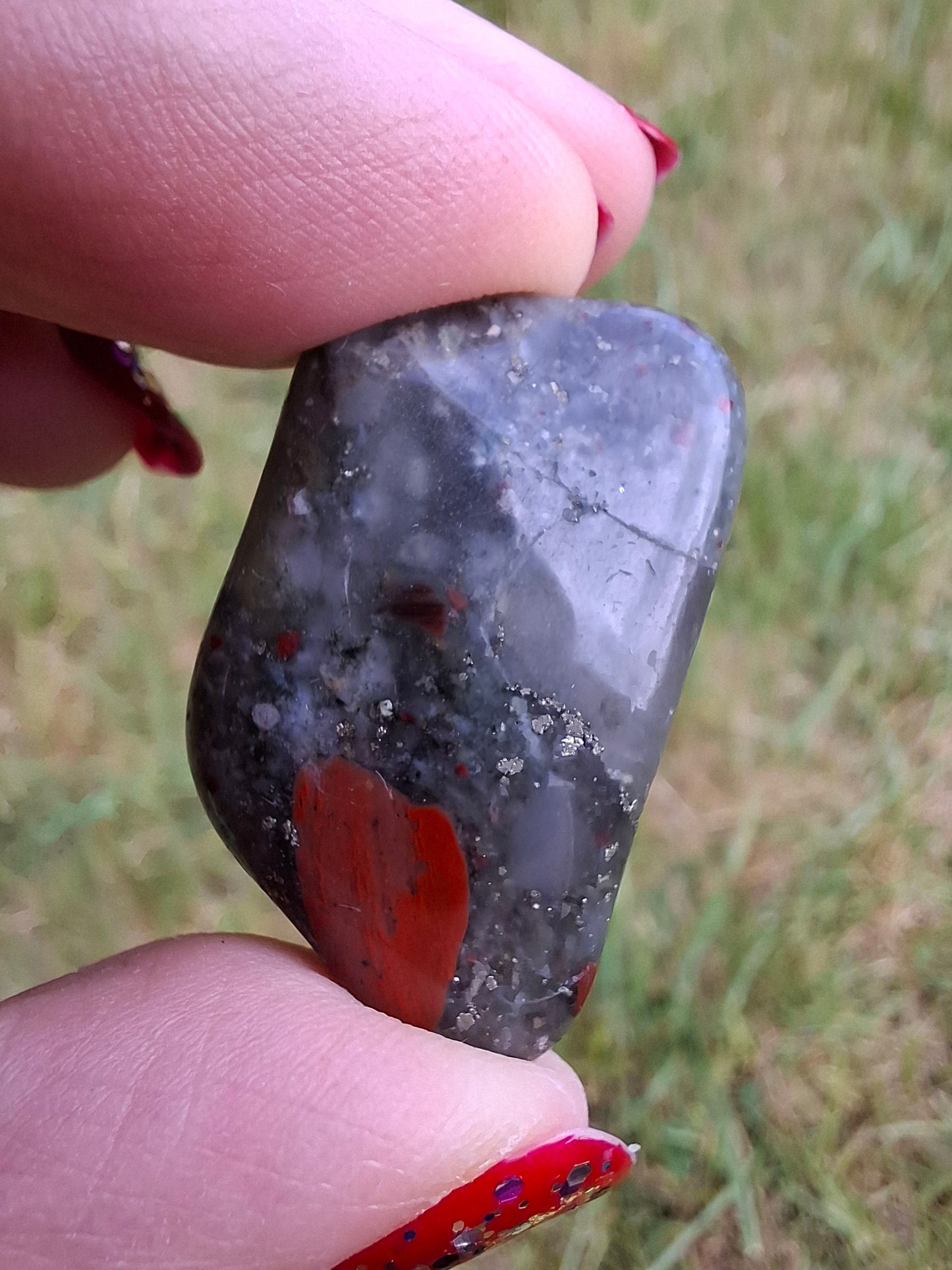 African Blood Stone, Tumble Stone, Crystal (Ref: T173)