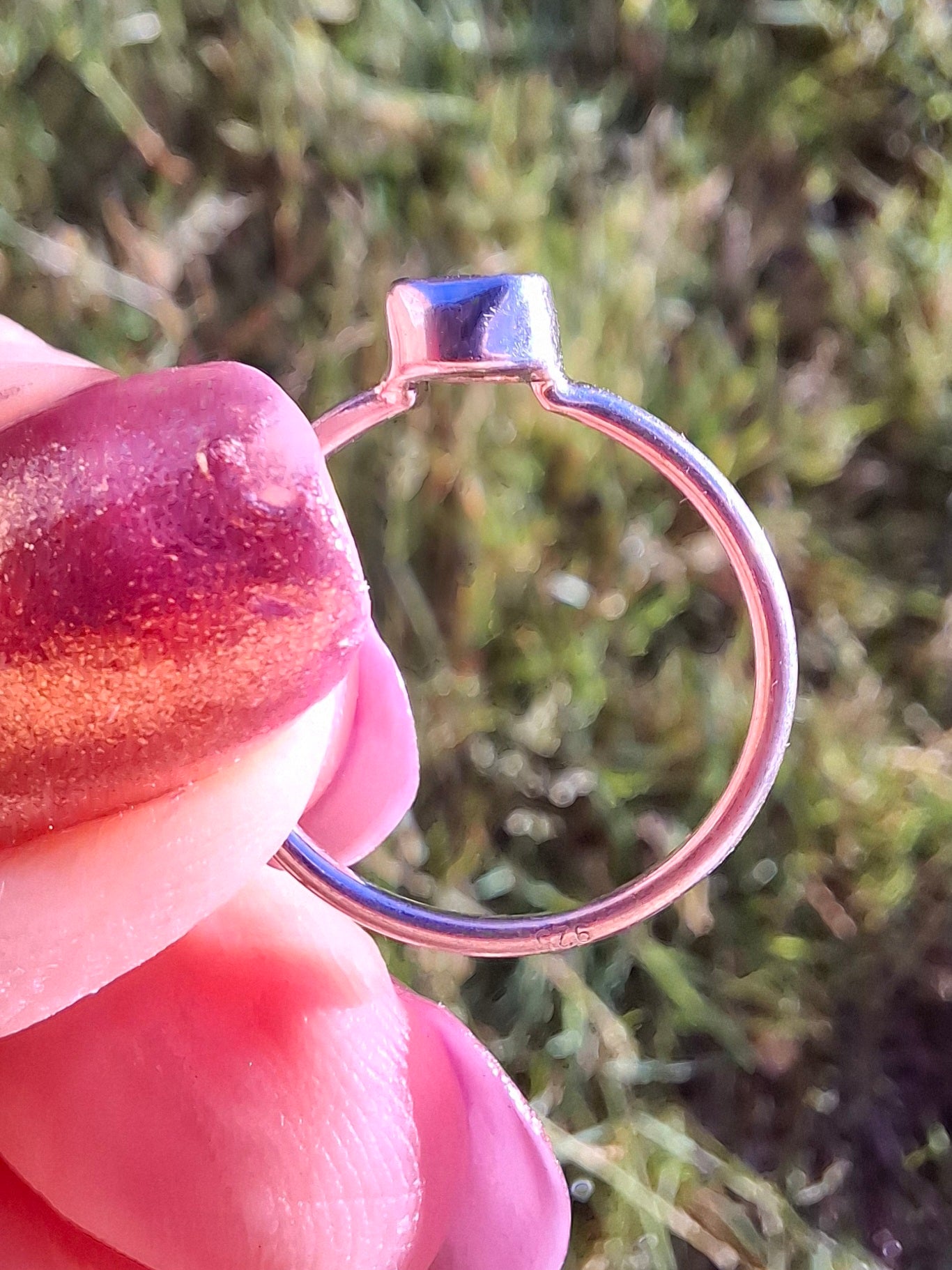 Moldavite Ring, size small L, 925 Silver, Tektite (Ref: R63)
