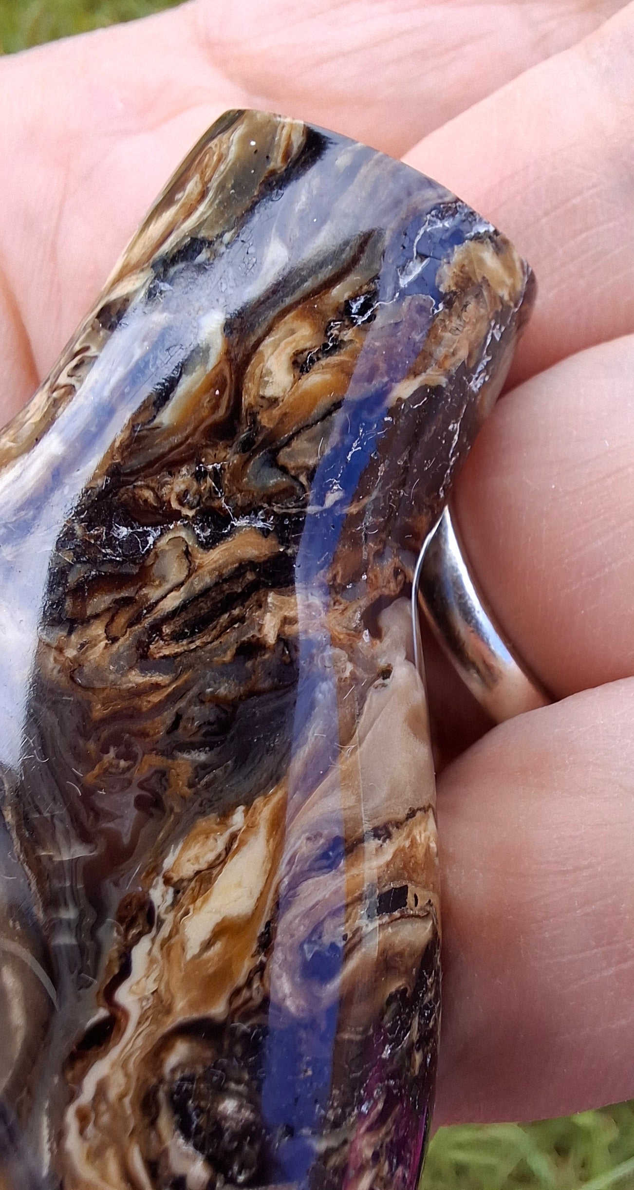 Red Amber Angel, 17.96g, Carving, Fossil (Ref: AA2)
