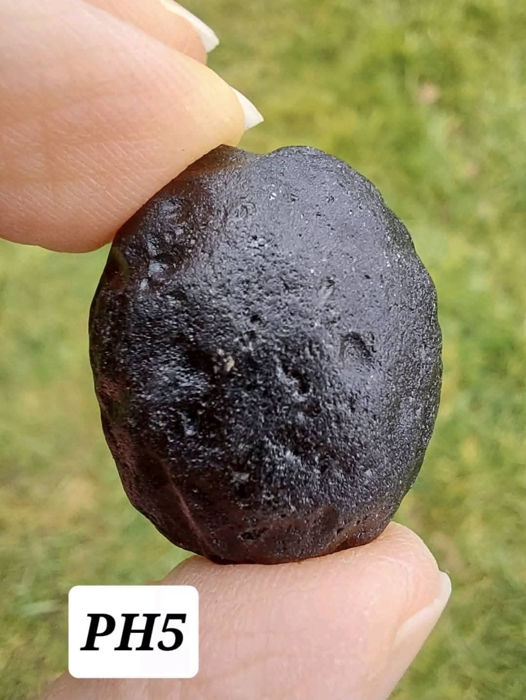 Philippinite (Rizalite), 11.31g, Tektite