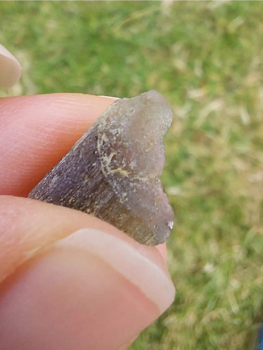 Moldavite Piece, 0.63g, Tektite (Ref: E174)
