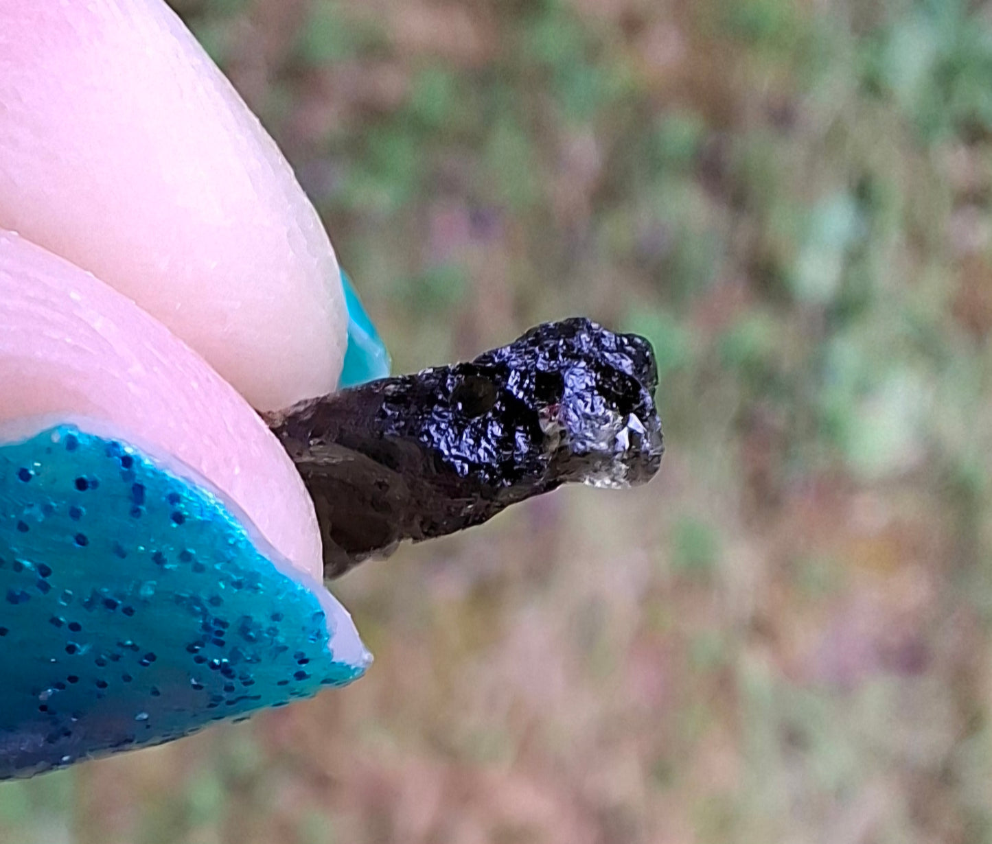 Moldavite Piece, 0.44g, Tektite (Ref: 1420)