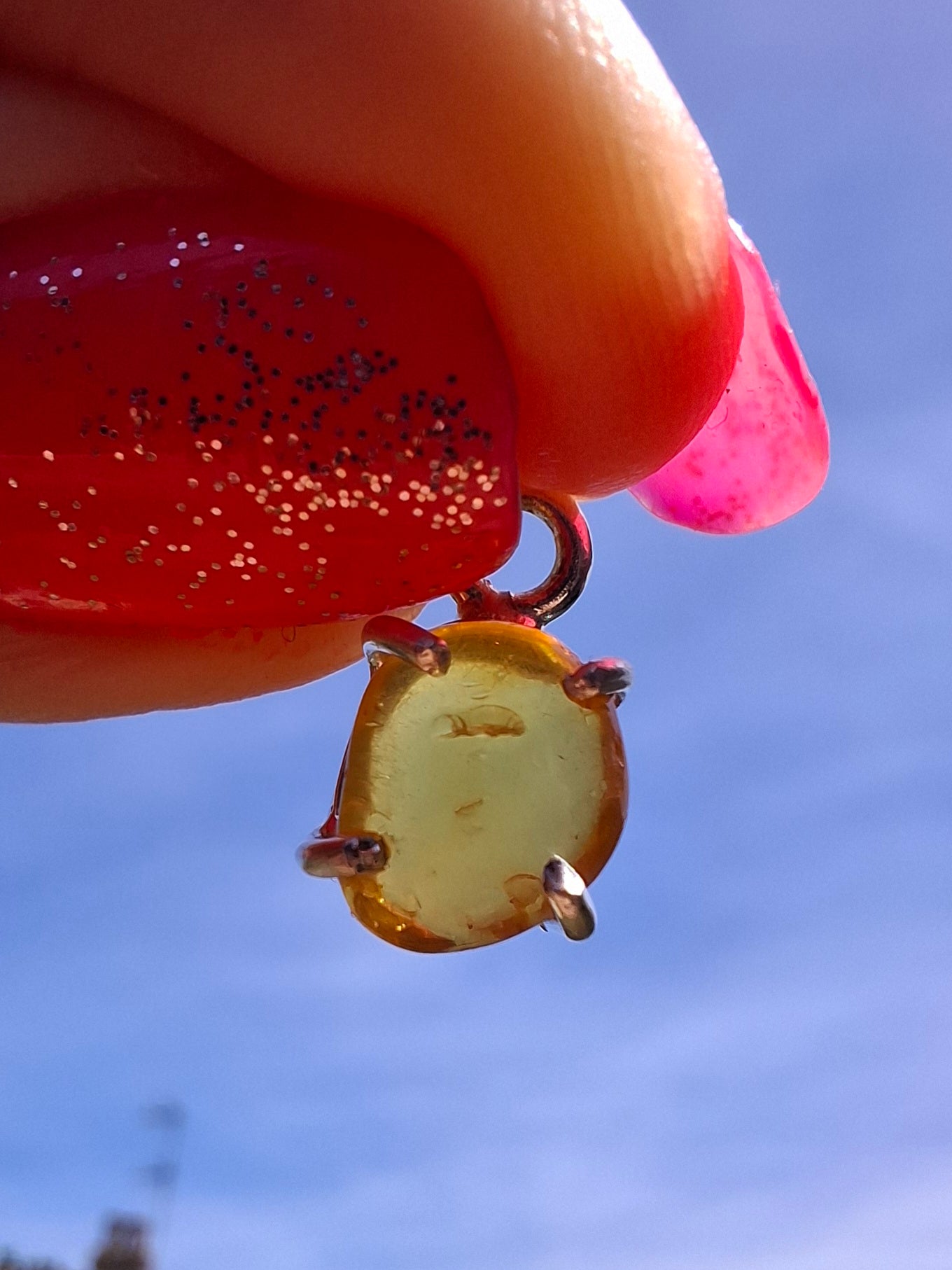 Baltic Amber Pendant, 925 Silver, Fossil (Ref: AP16)