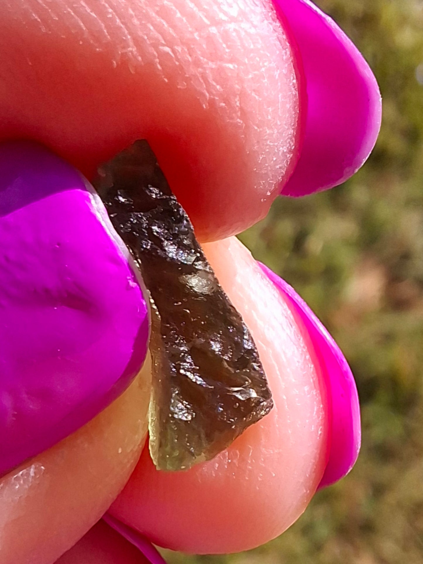 Moldavite small Piece, 0.39g, Tektite (Ref: 1431)
