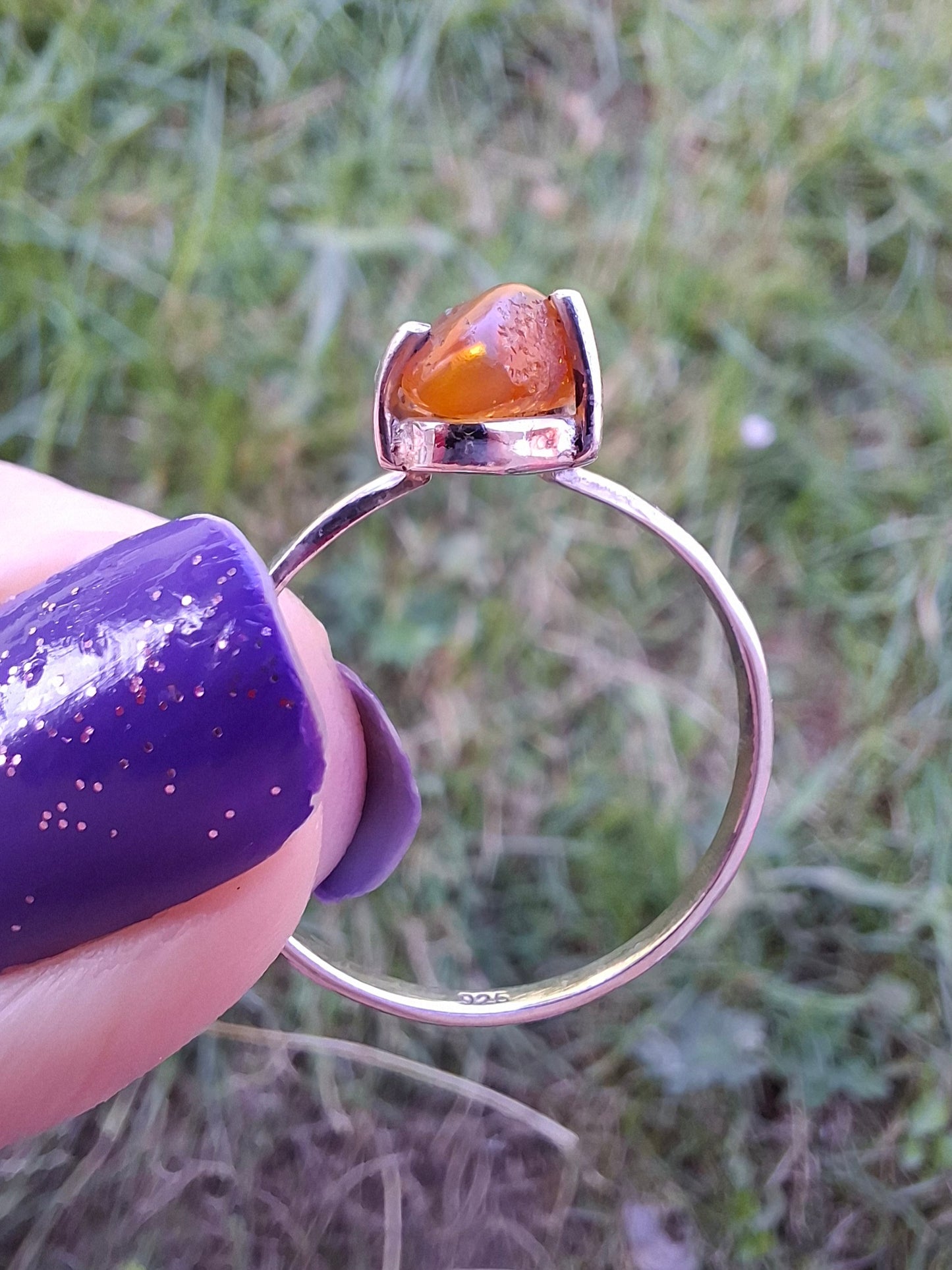 Baltic Amber Ring, size large V, 925 Silver, Fossil (Ref: AR26)