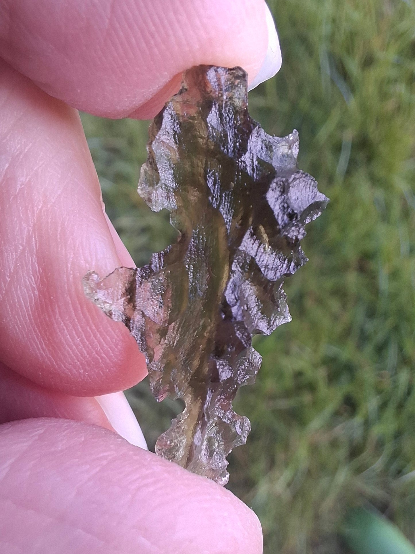 Moldavite Piece, JEZKOVNA BESEDNICE, 0.98g, Tektite (Ref: 1263)