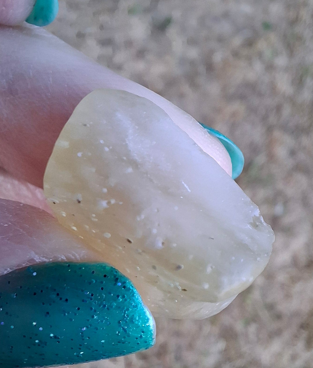 Libyan Desert Glass Piece, 6.49g, Tektite (Ref: LE277)