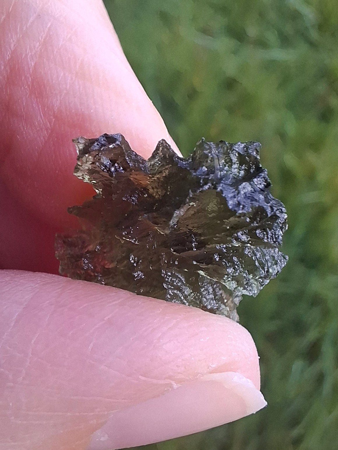 Moldavite Piece, JEZKOVNA BESEDNICE, 1.63g, Tektite (Ref: 1272)