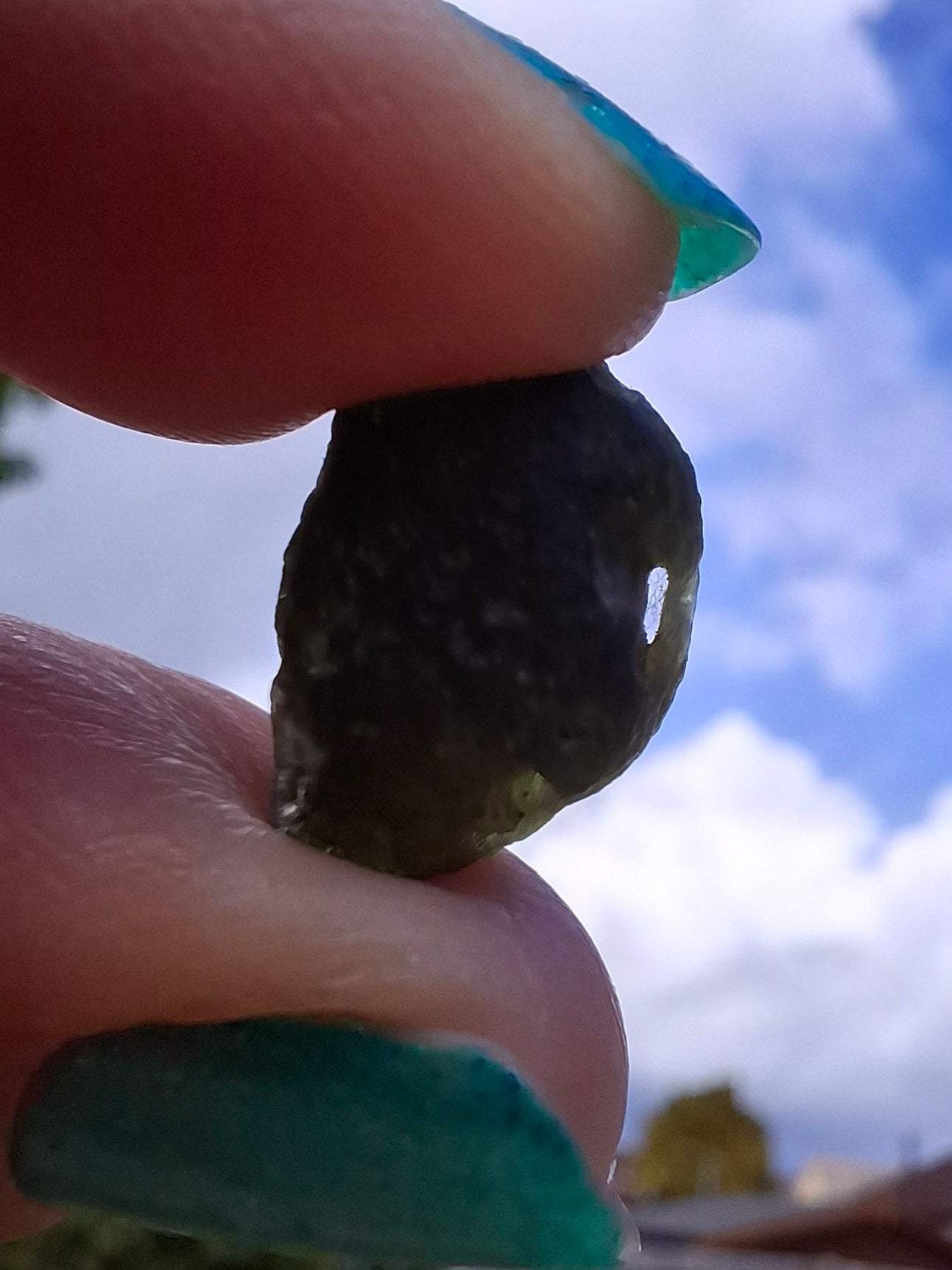 Moldavite Piece, 2.34g, Tektite (Ref: 1414)