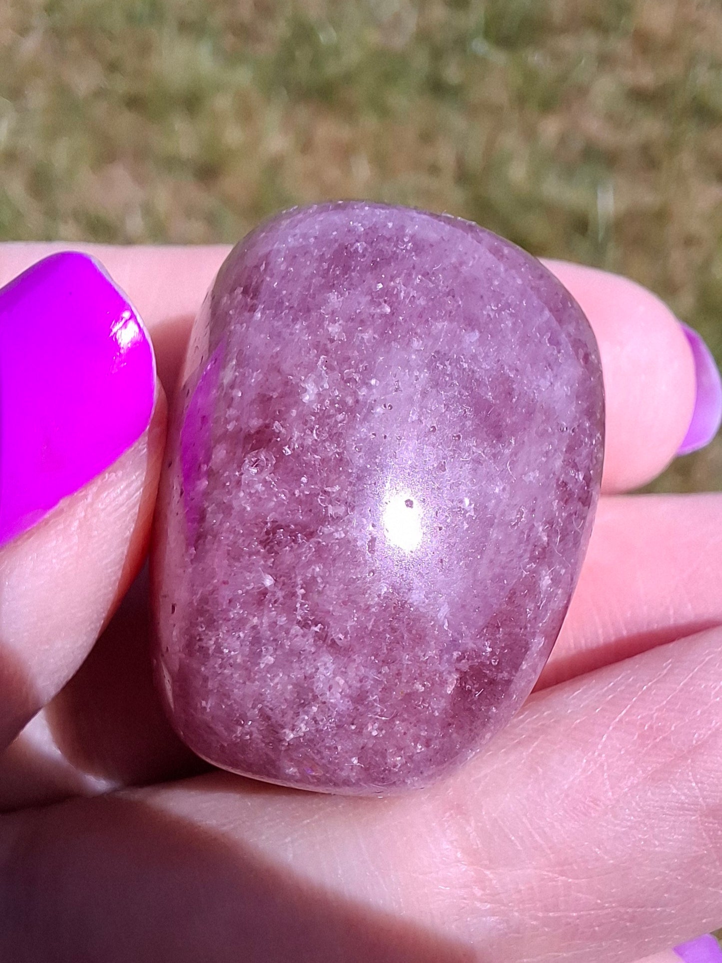 Strawberry Quartz, Tumble Stone, Crystal (Ref: T13)