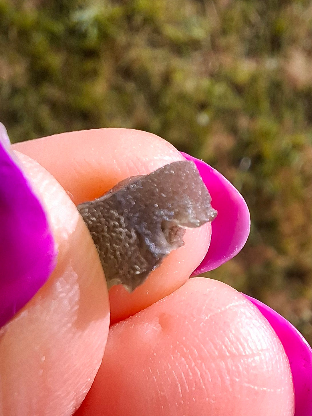 Moldavite Piece, 0.57g, Tektite (Ref: 1439)