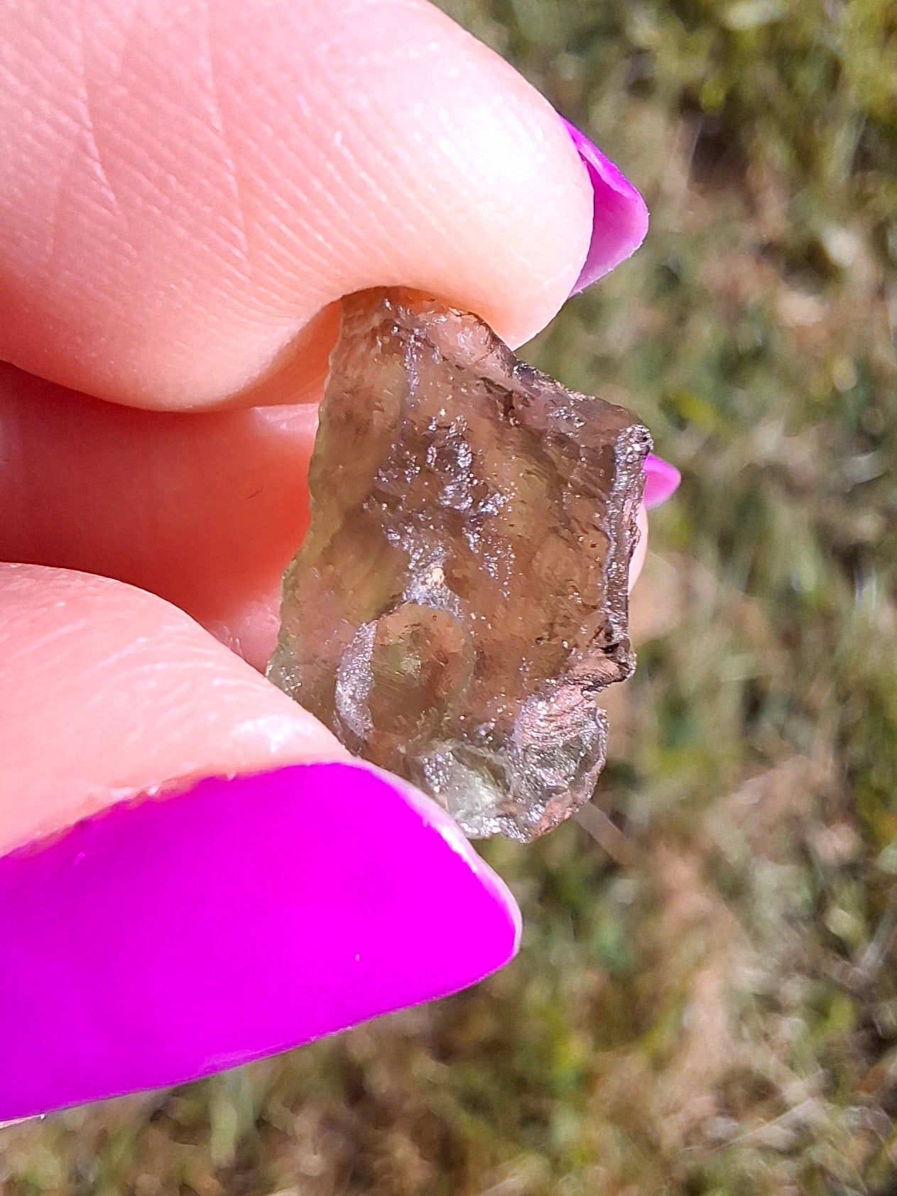 Moldavite Piece, 0.82g, Tektite (Ref: 1454)