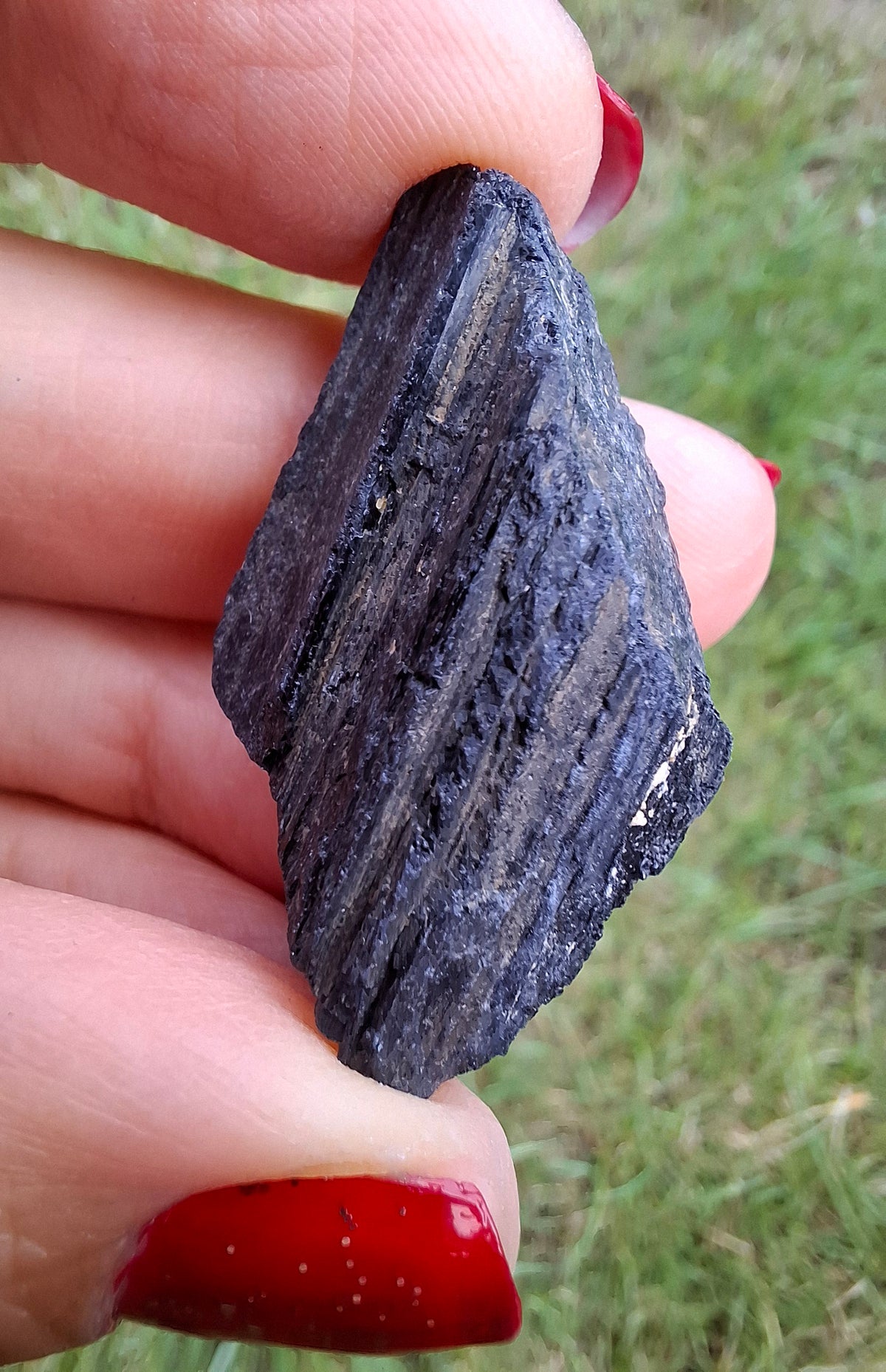 Black Tourmaline RAW, 14.75g, Crystal (Ref: RBT7)