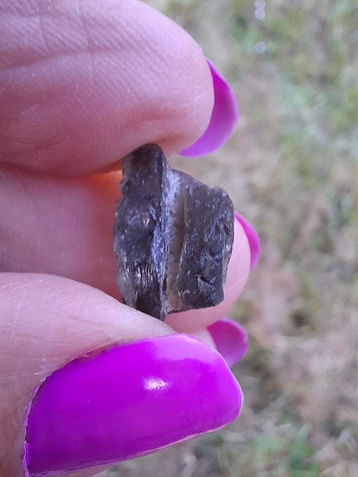 Moldavite Piece, 1.20g, Tektite (Ref: 1440)