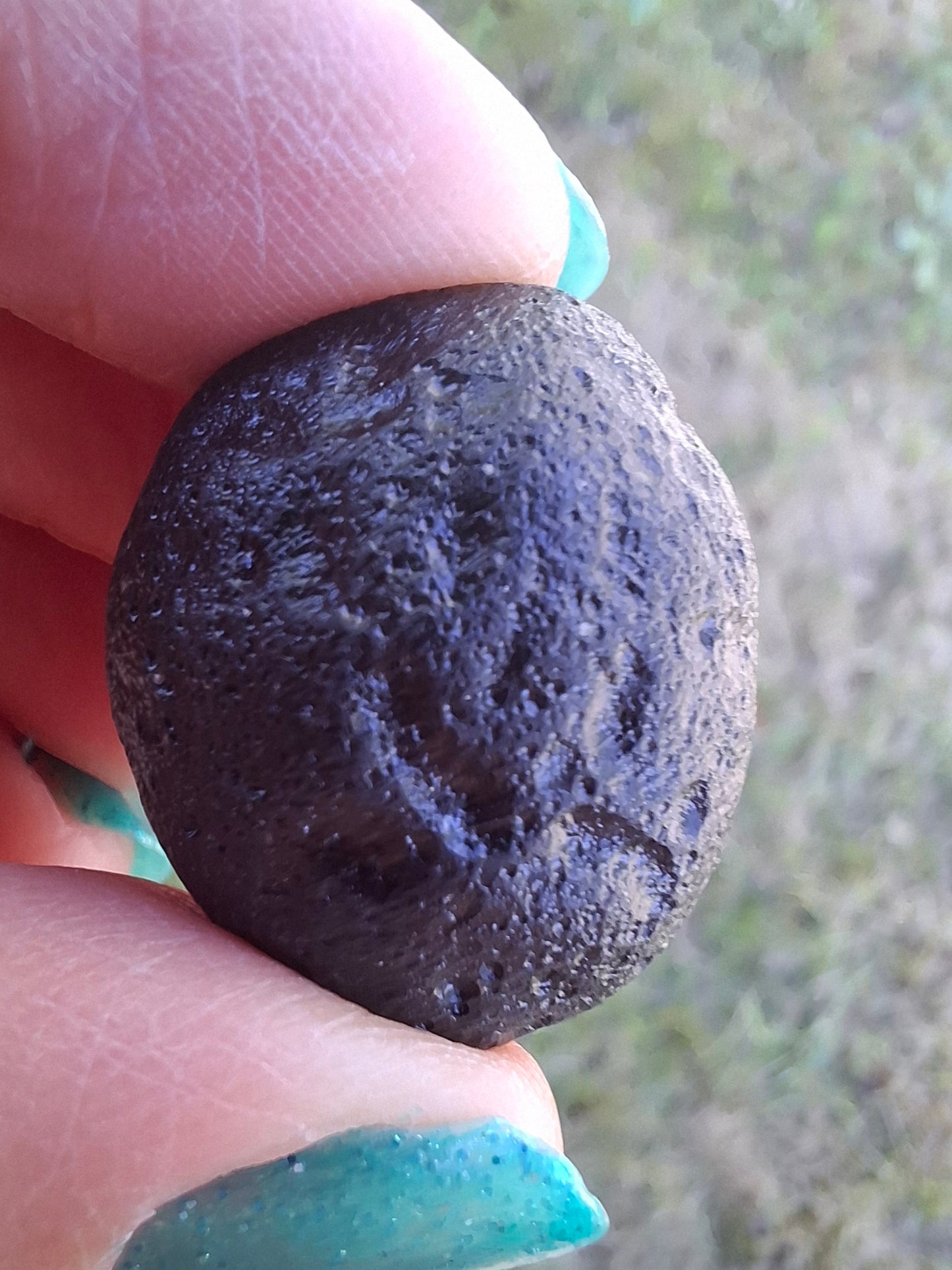 Philippinite (Rizalite), 11.42g, Tektite