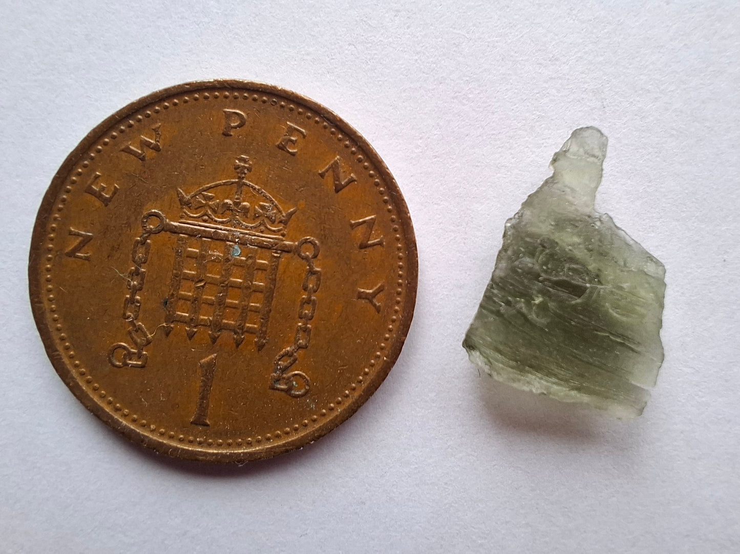 Moldavite Piece, 0.52g, Tektite (Ref: 1389)