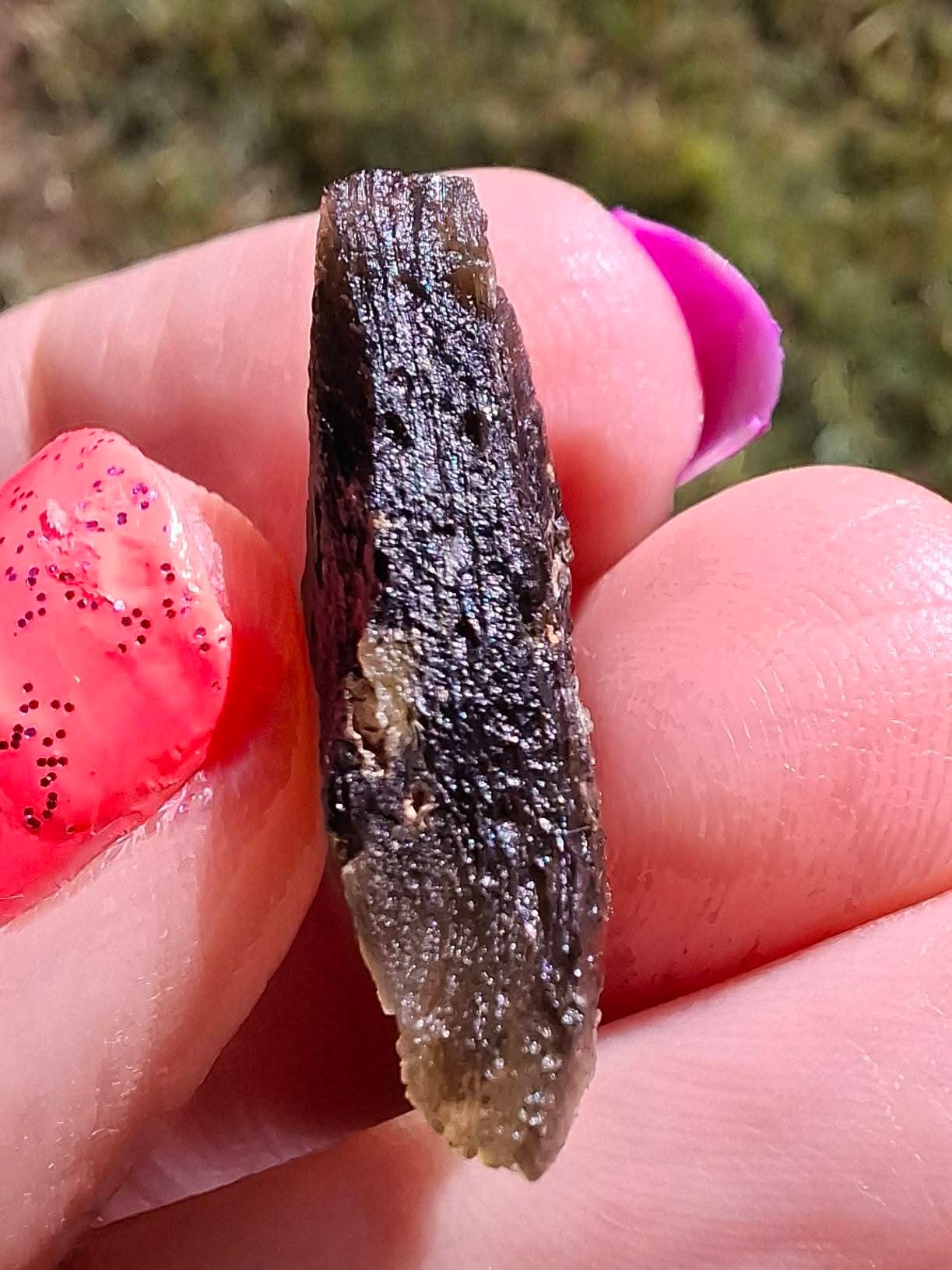 Moldavite Piece, 2.28g, Tektite (Ref: 1301)