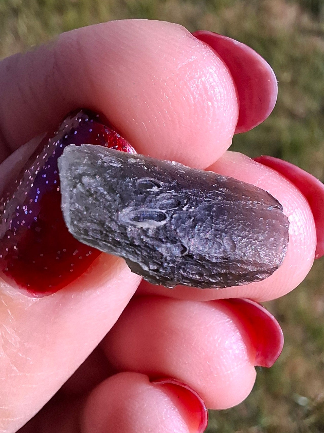 Moldavite Piece, 1.68g, Tektite (Ref: 1468)
