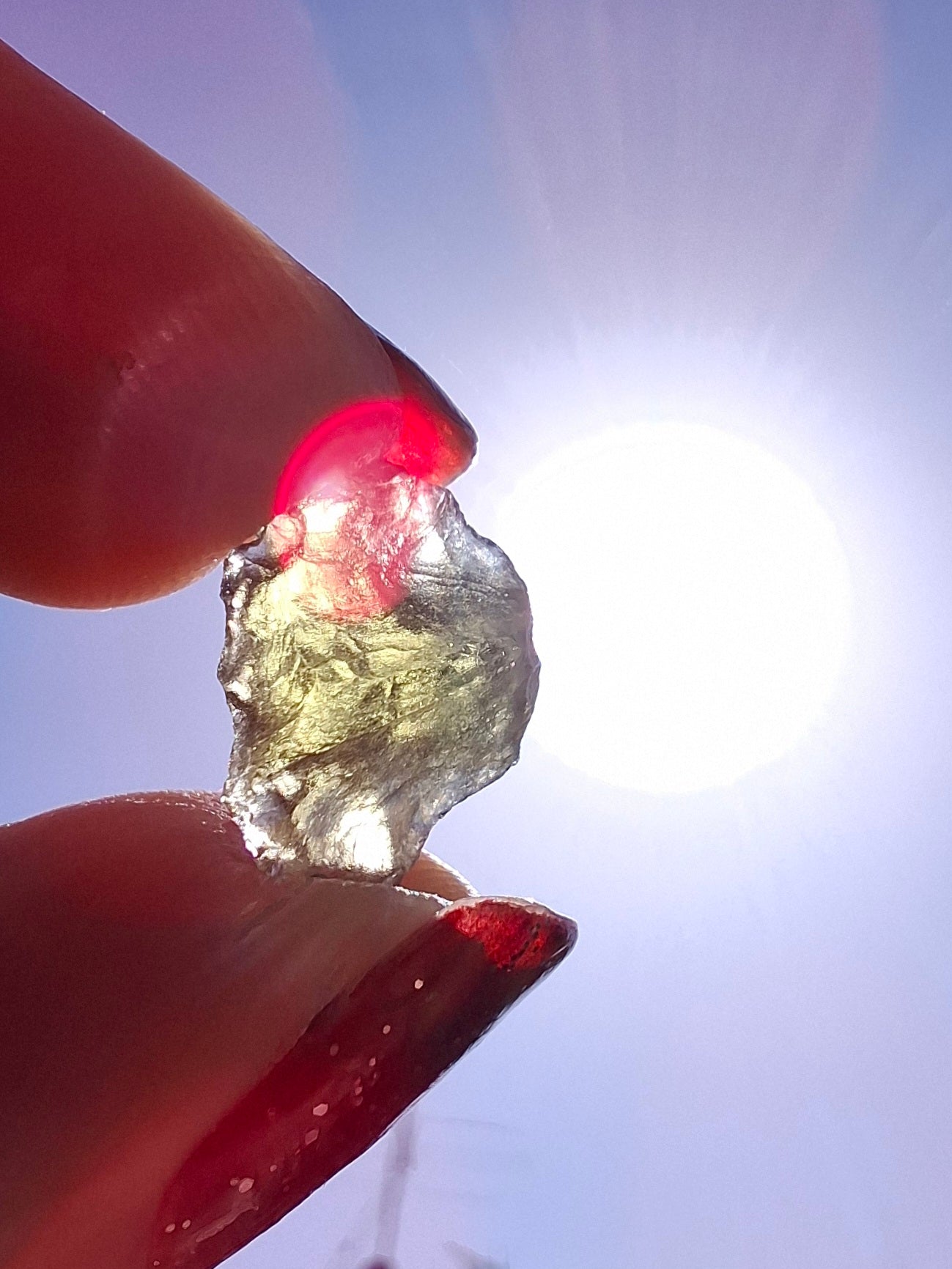 Moldavite Piece, 0.70g, Tektite (Ref: 1475)