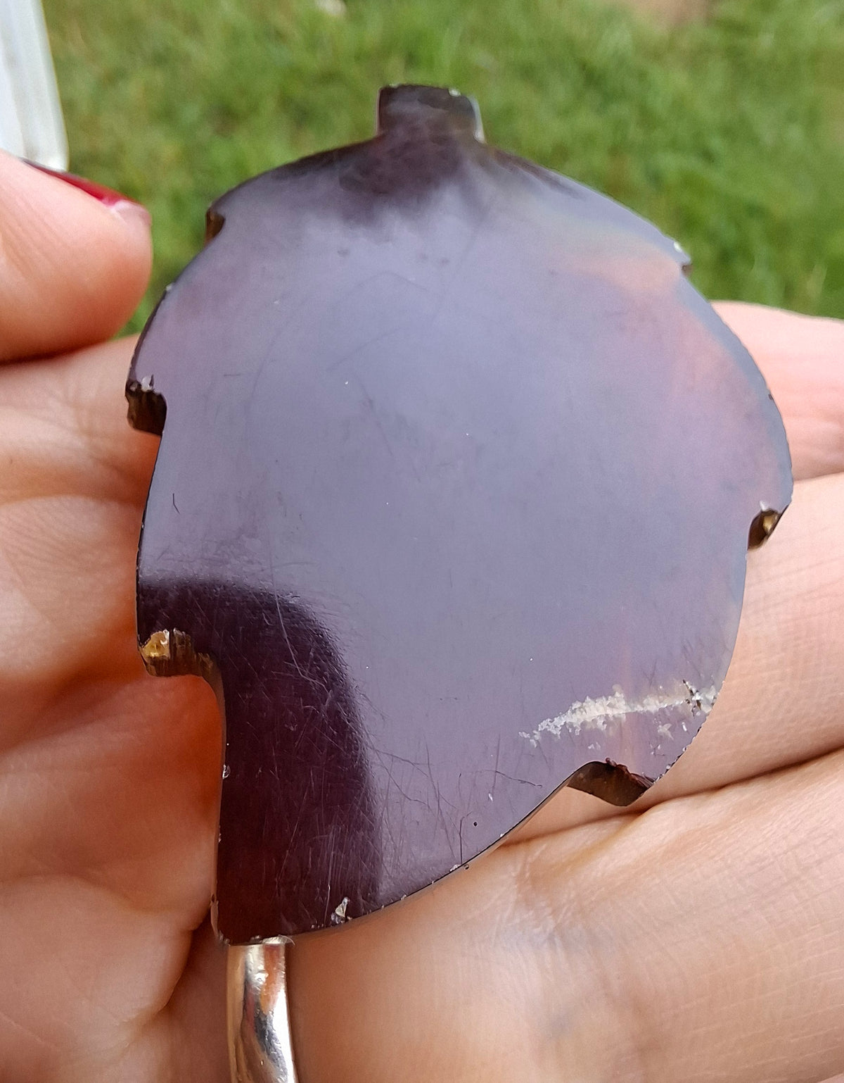 Red Amber Leaf Carving, 7.51g, Fossil (Ref: Leaf12)