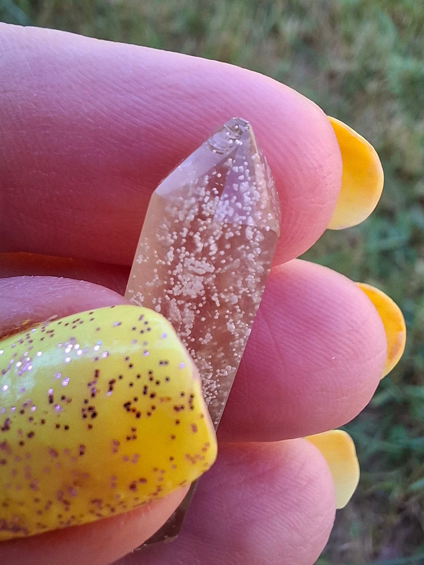 Libyan Desert Glass DT Carving, 3.94g, Tektite (Ref: LDT5)