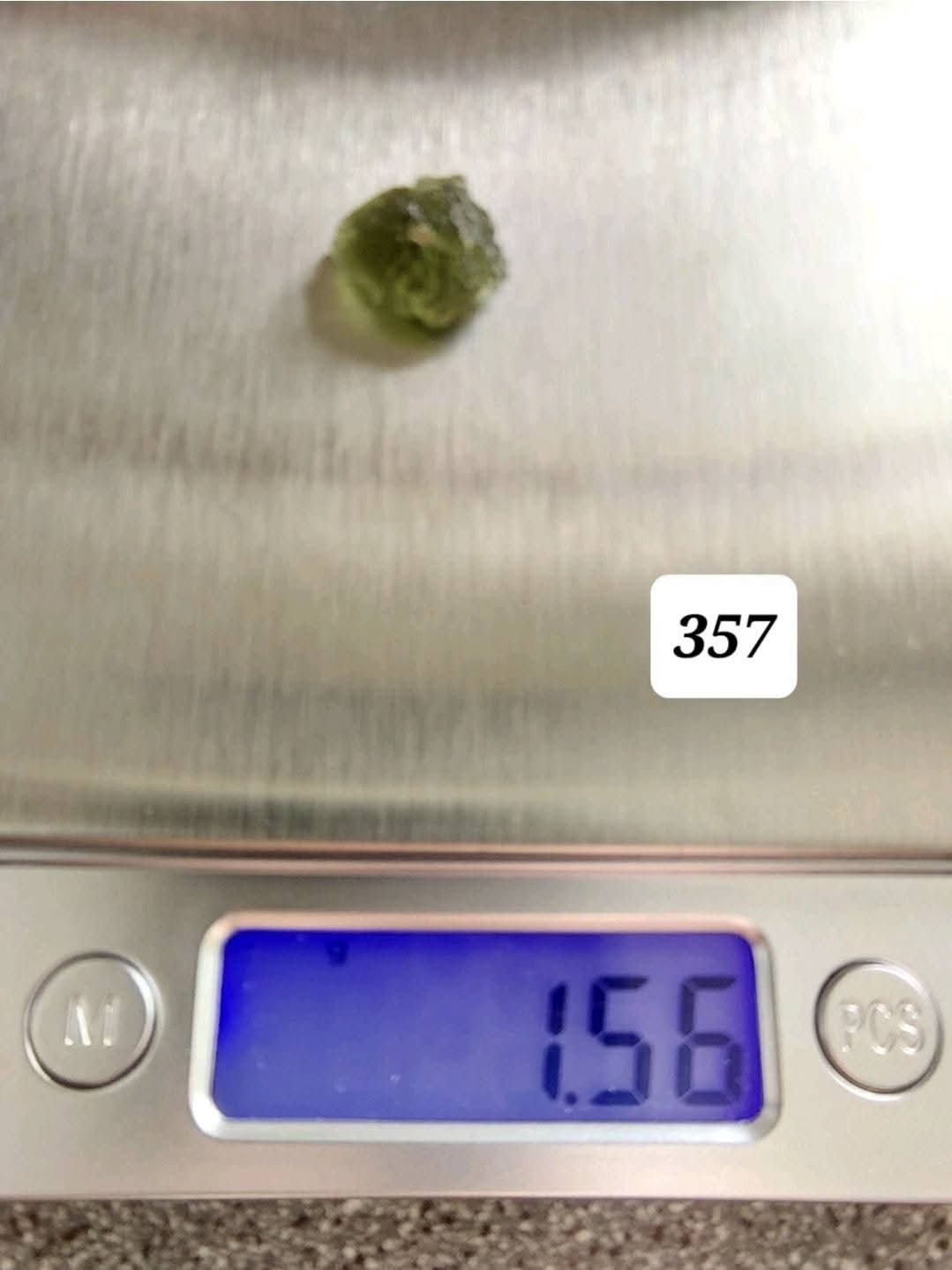 Moldavite Piece, 1.56g, Tektite (Ref: 357)