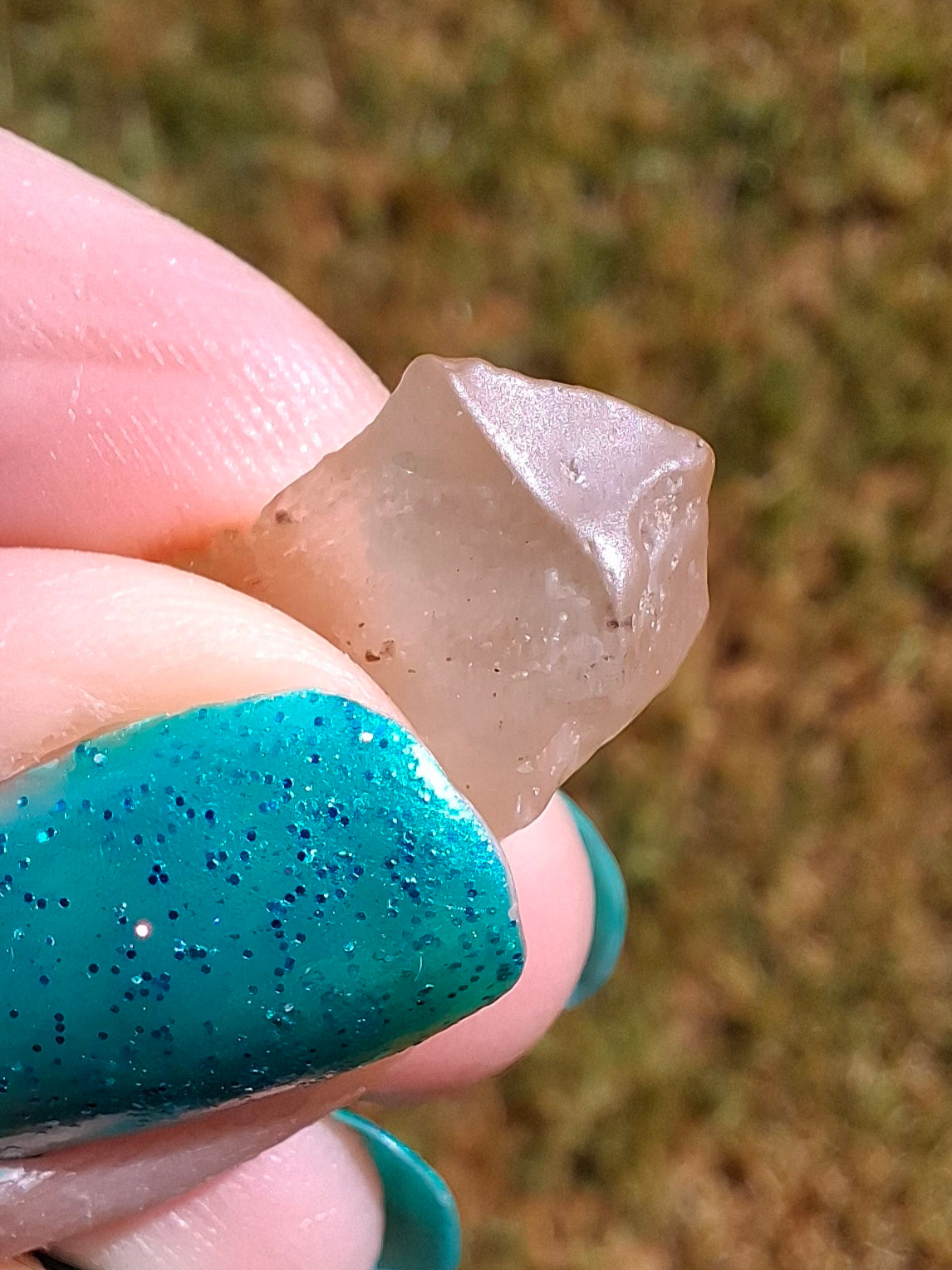 Libyan Desert Glass Piece, 1.90g, Tektite