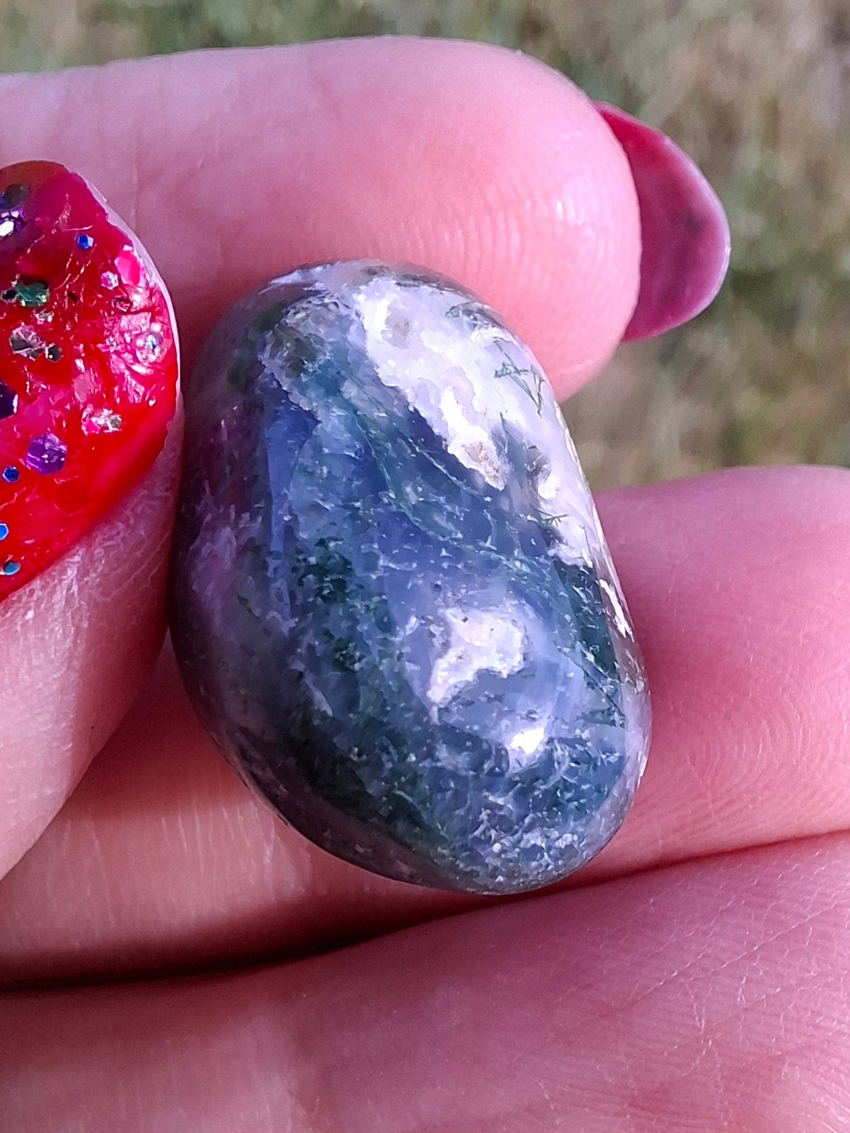 Green Moss Agate, Tumble Stone, Crystal (Ref: T168)