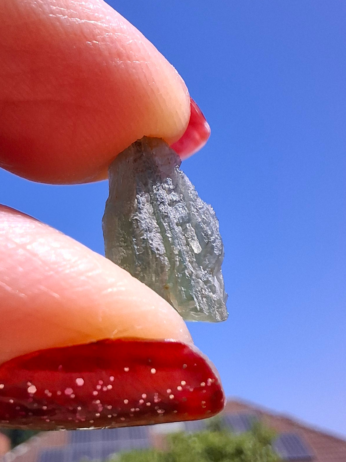 Moldavite Piece, 0.68g, Tektite (Ref: 1471)