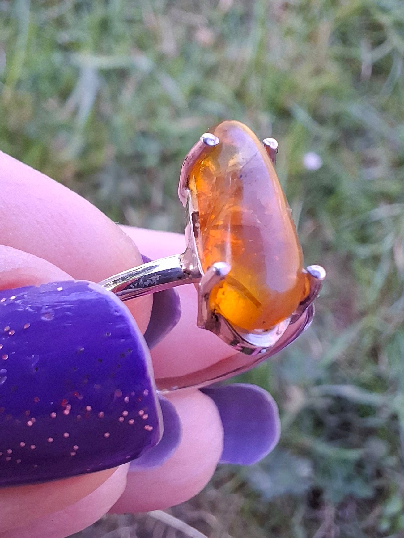 Baltic Amber Ring, size large V, 925 Silver, Fossil (Ref: AR25)