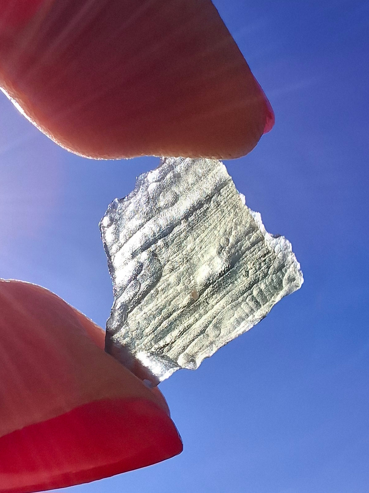 Moldavite Piece, 0.69g, Tektite (Ref: 1405)