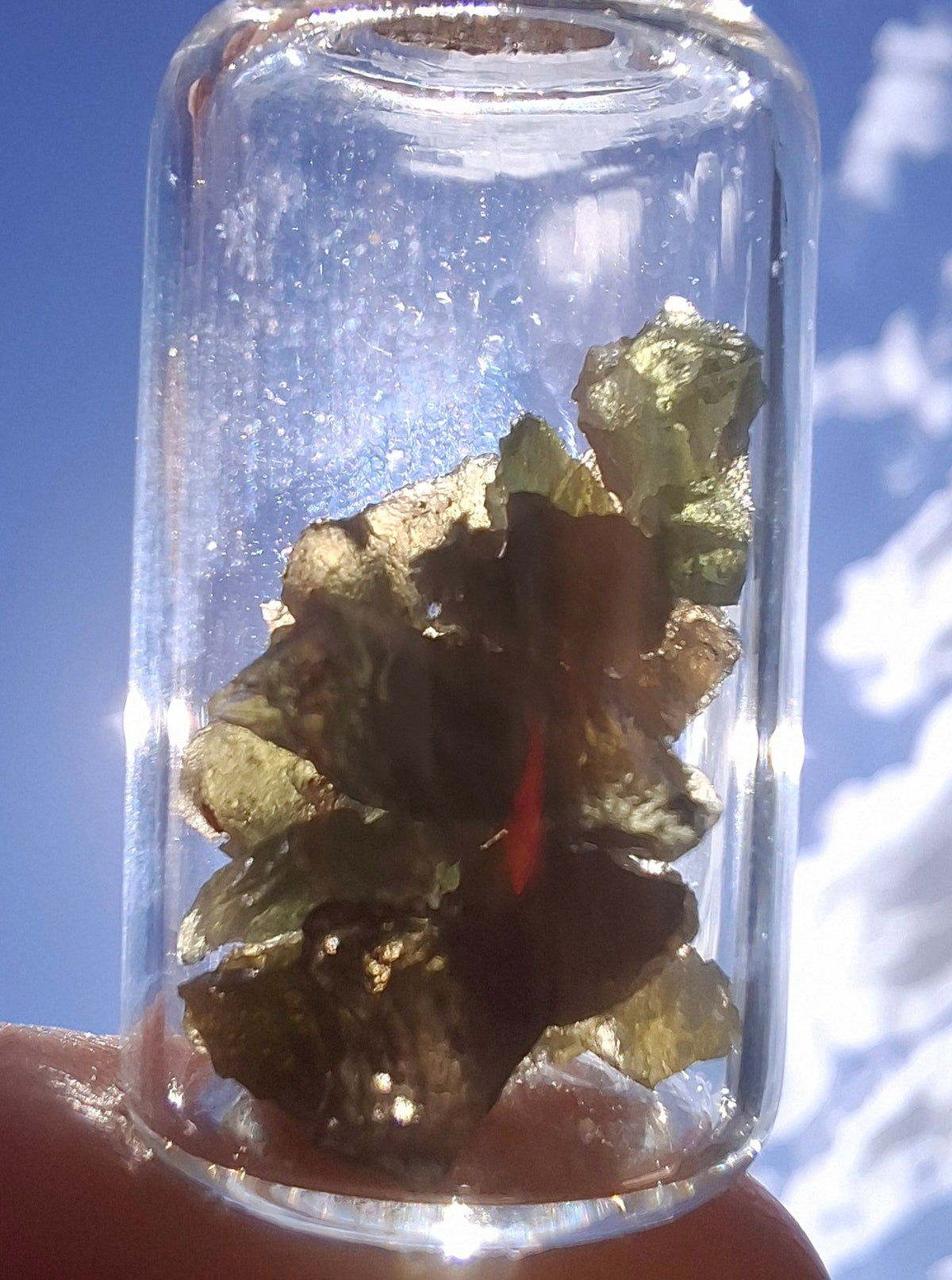 Moldavite Chips (2.00g) in 3ml Bottle, Tektite (Ref: B41)