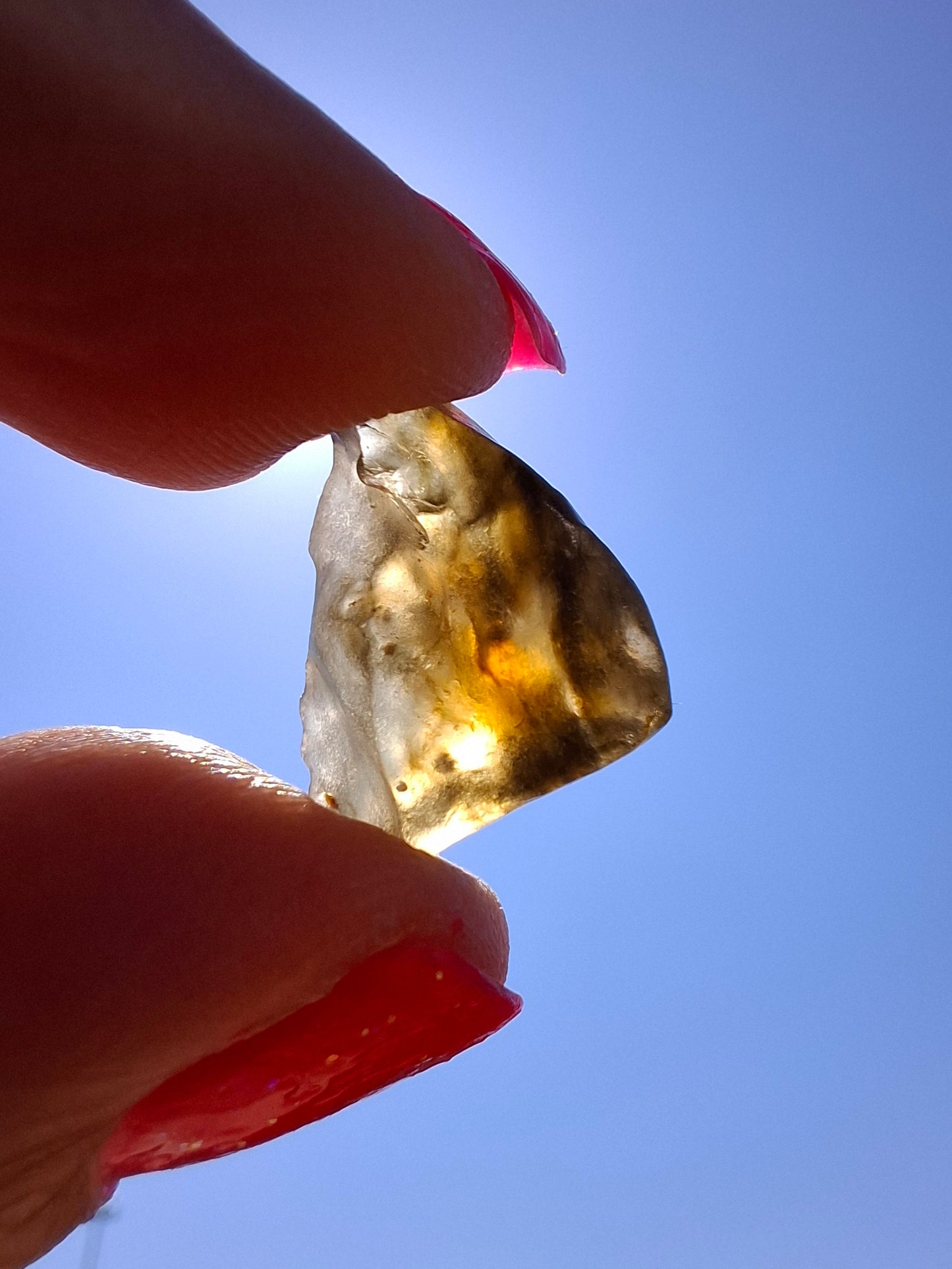 Libyan Desert Glass (darker) Piece, 2.29g, Tektite (Ref: L1359)