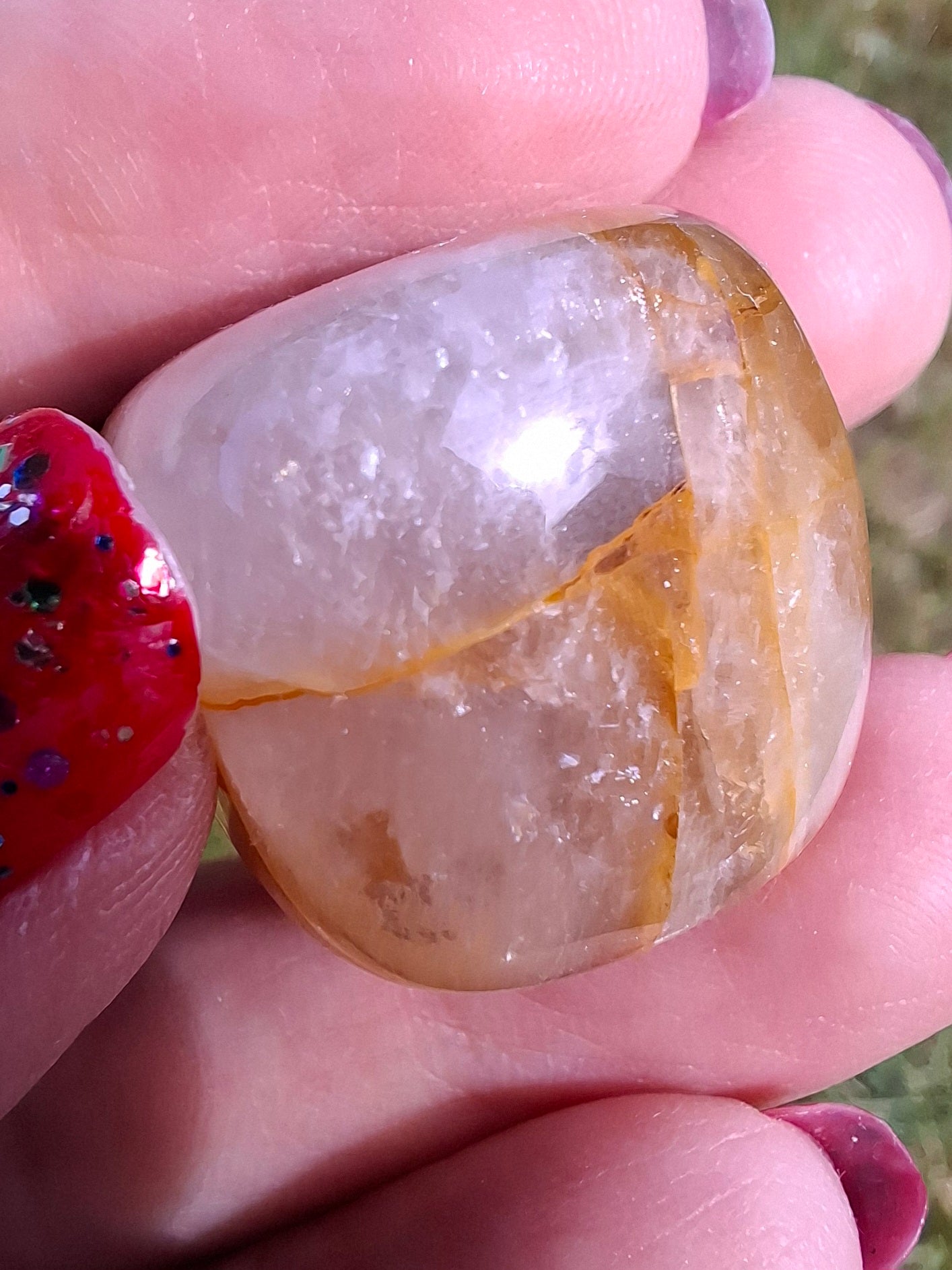Golden Healer, Tumble Stone, Crystal (Ref: T195)