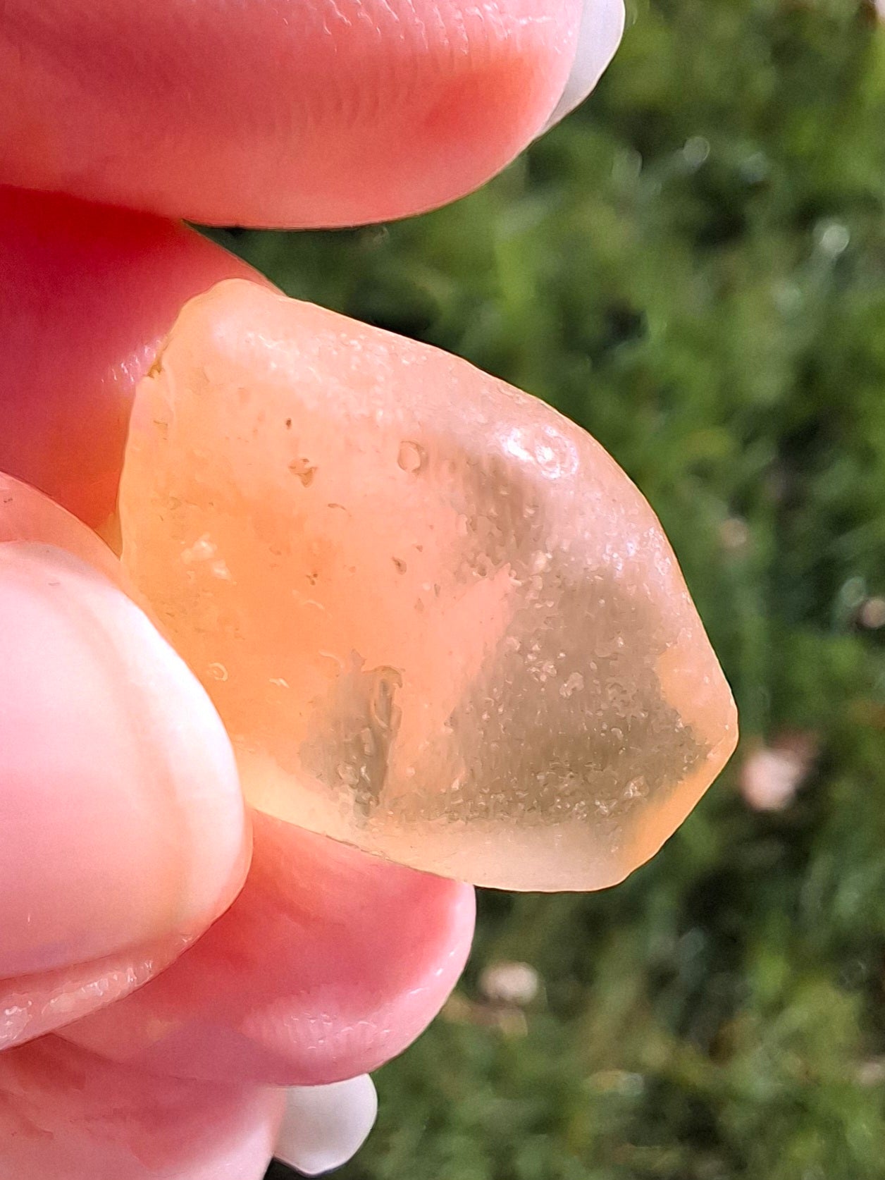 Libyan Desert Glass small Piece, 2.91g, Tektite (Ref: L1356)