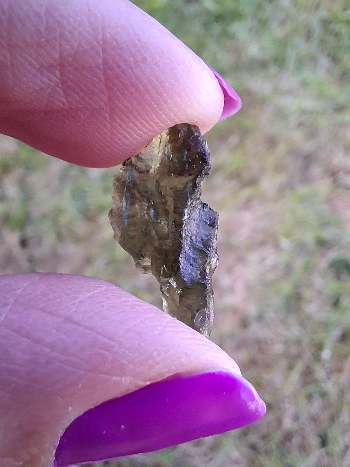 Moldavite Piece, 0.61g, Tektite (Ref: 1457)