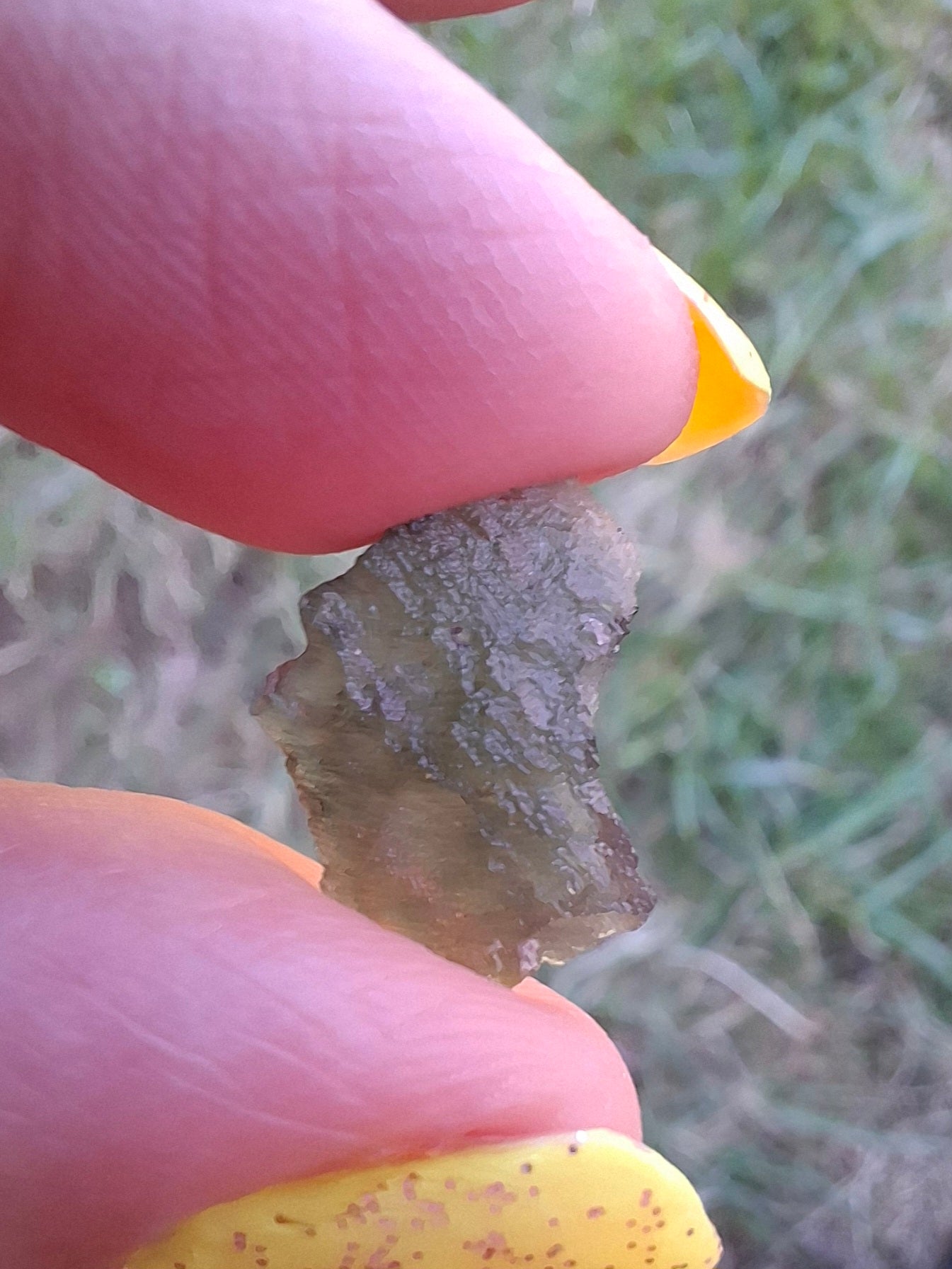 Moldavite Piece, 0.48g, Tektite (Ref: 1480)