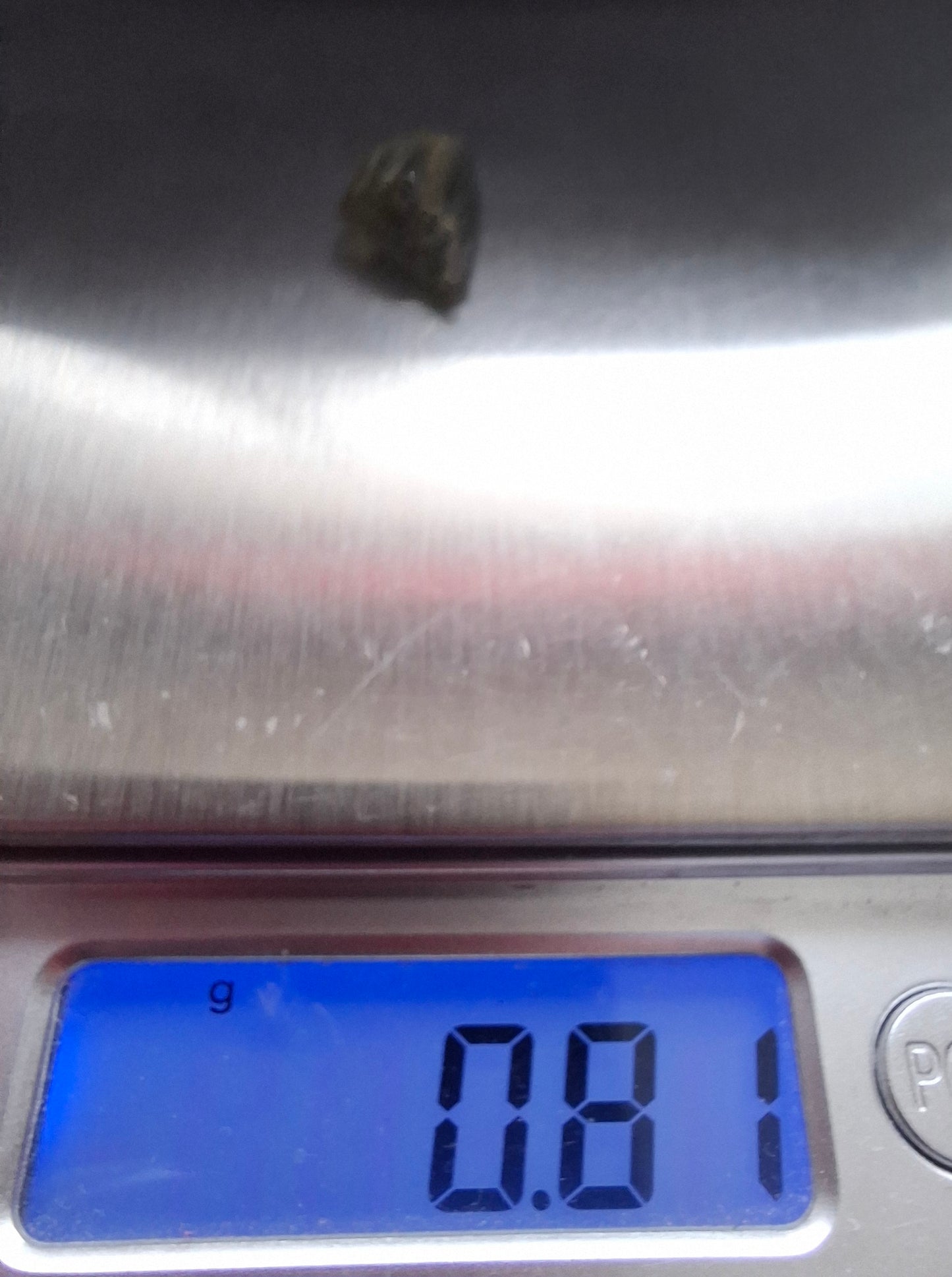 Moldavite Piece, 0.81g, Tektite (Ref: 1449)