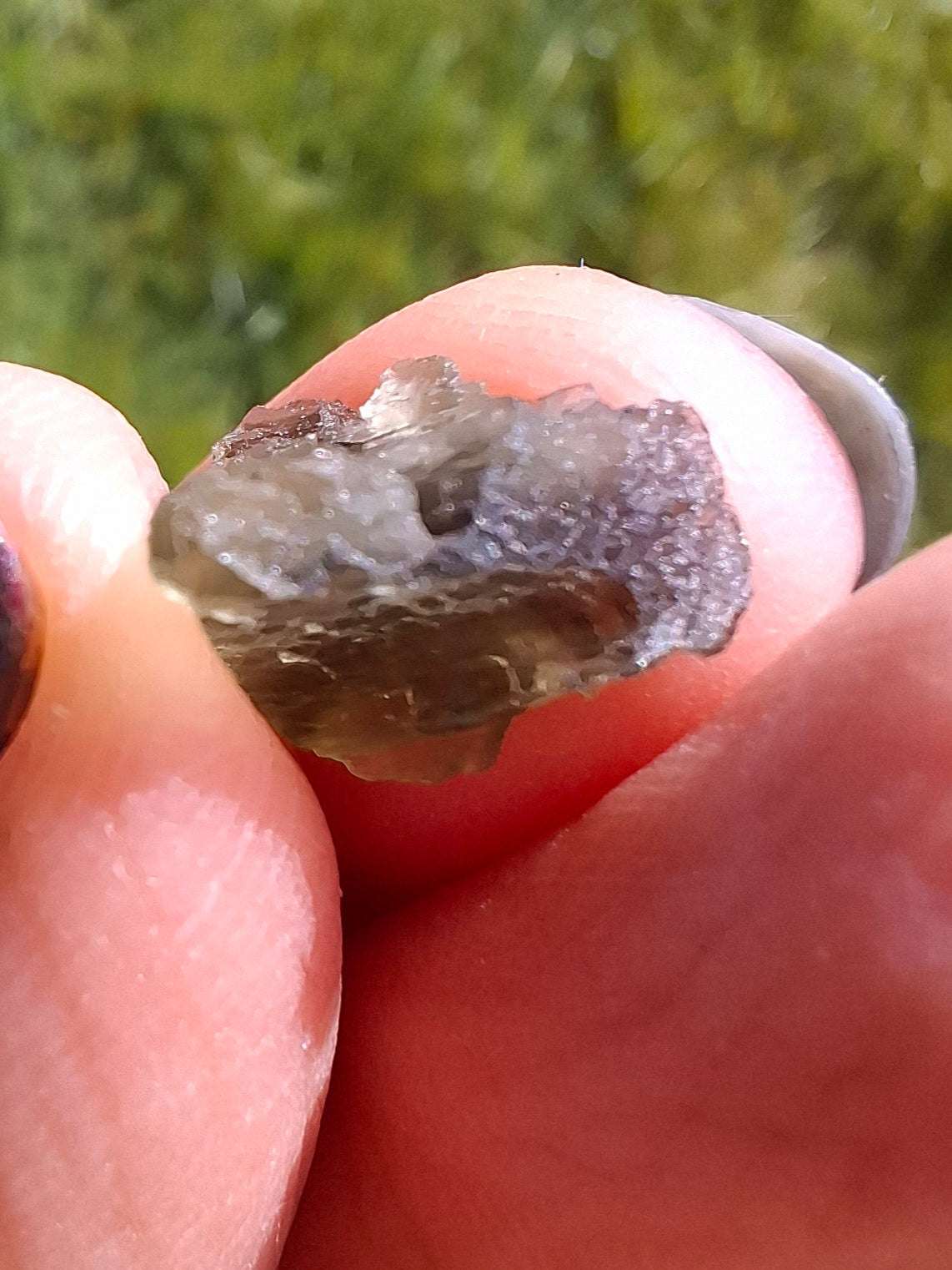 Moldavite Piece, 0.85g, Tektite (Ref: 1396)