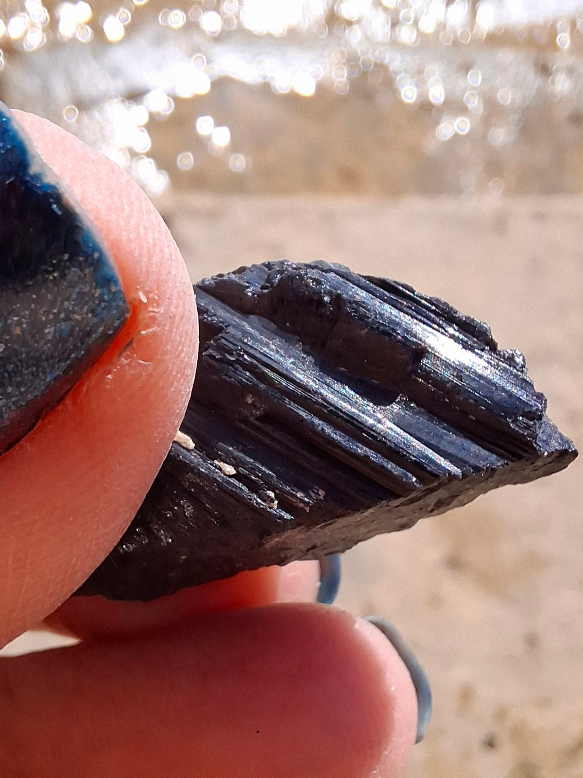 Black Tourmaline RAW, 8.73g, Crystal (Ref: RBT8)