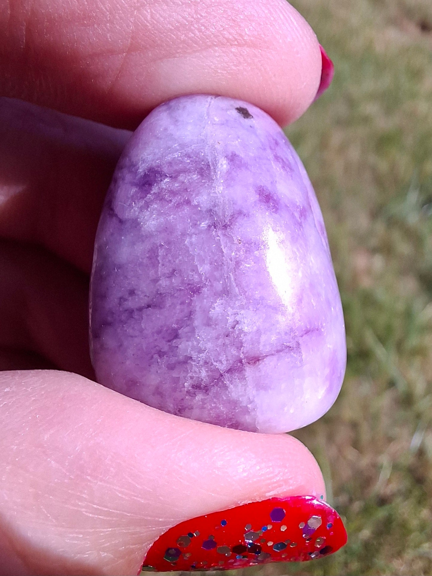 Lepidolite, Tumble Stone, Crystal (Ref: T113)