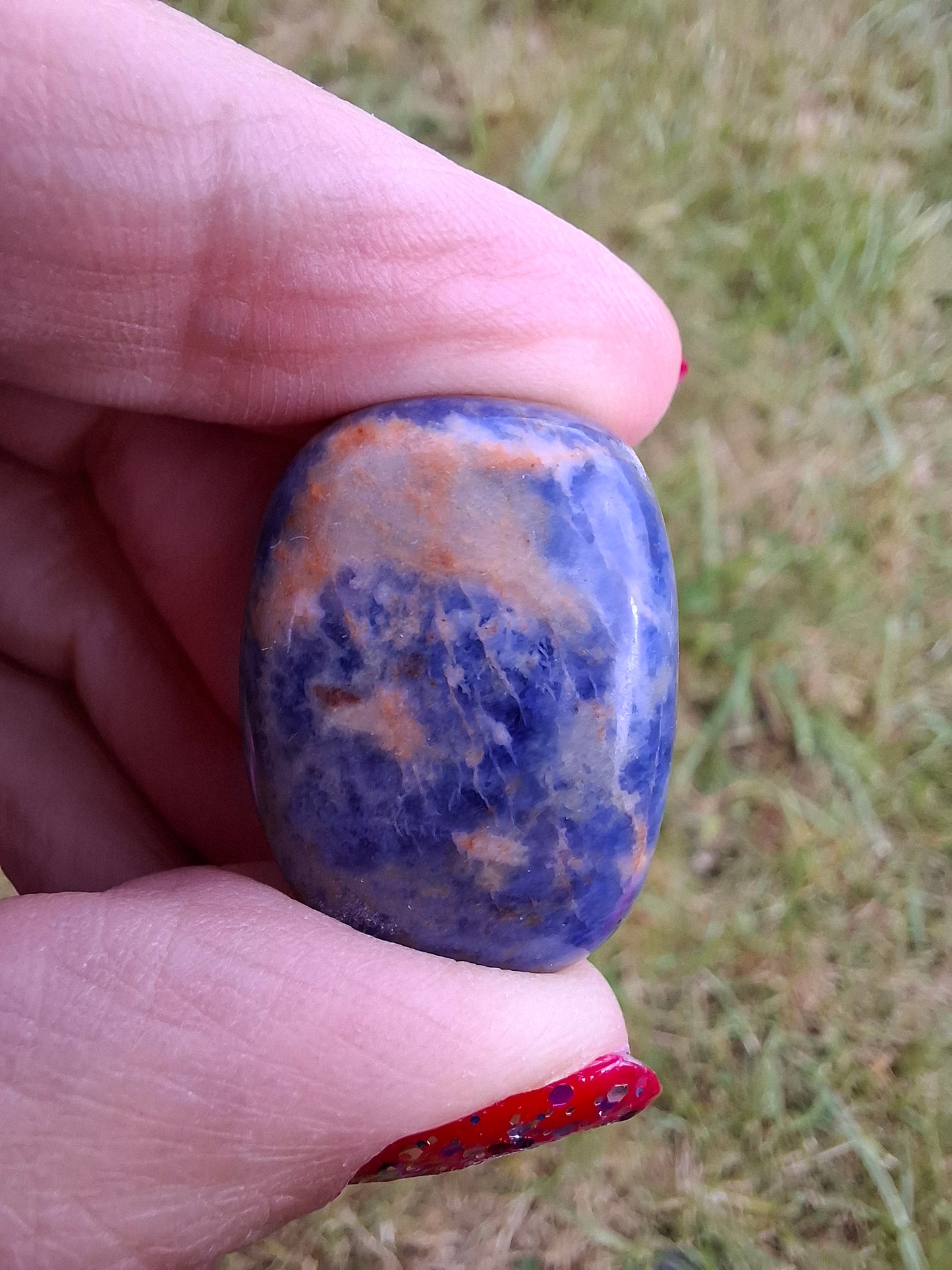 Sodalite, Tumble Stone, Crystal (Ref: T155)