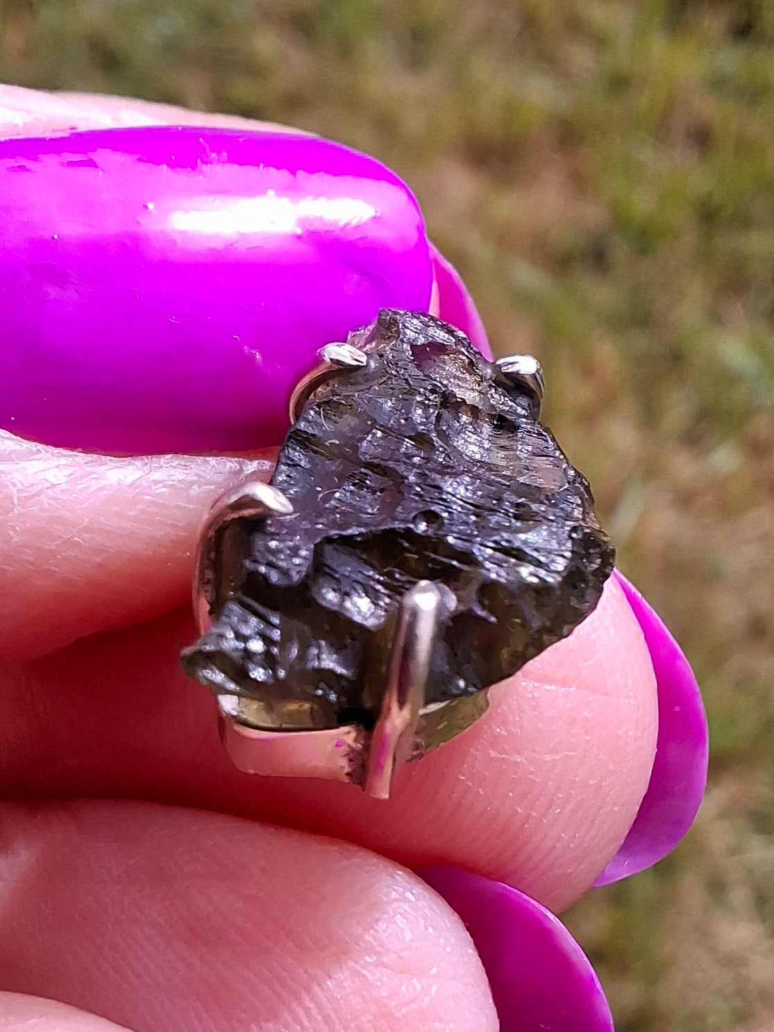 Moldavite Claw Pendant, 925 Silver, Tektite (Ref: P27)