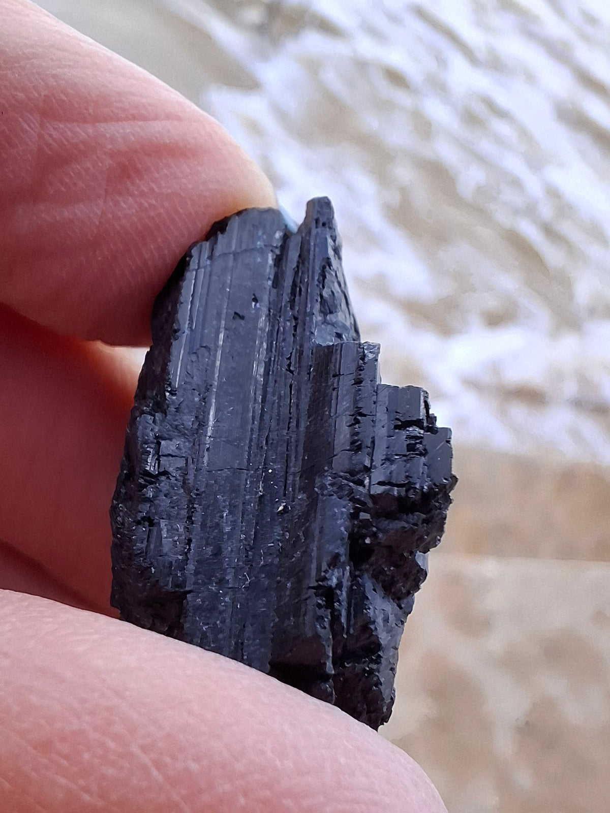 Black Tourmaline RAW, 8.70g, Crystal (Ref: RBT4)