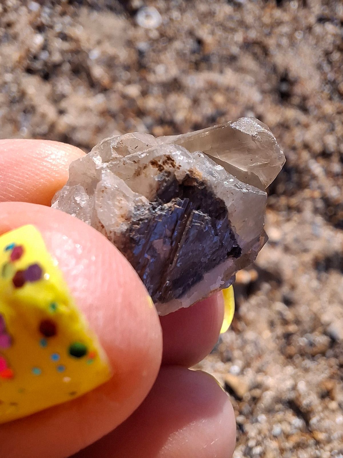 Cerussite, 18.05g, Crystal (Ref: CE3)
