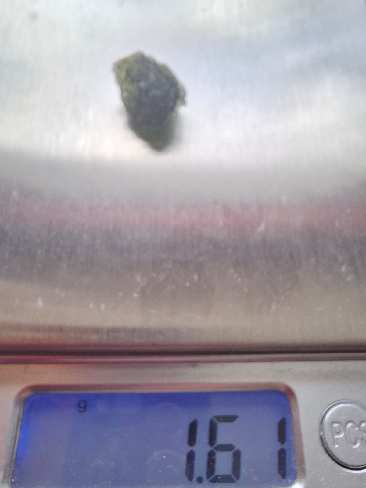 Moldavite Piece, 1.61g, Tektite (Ref: 1517)